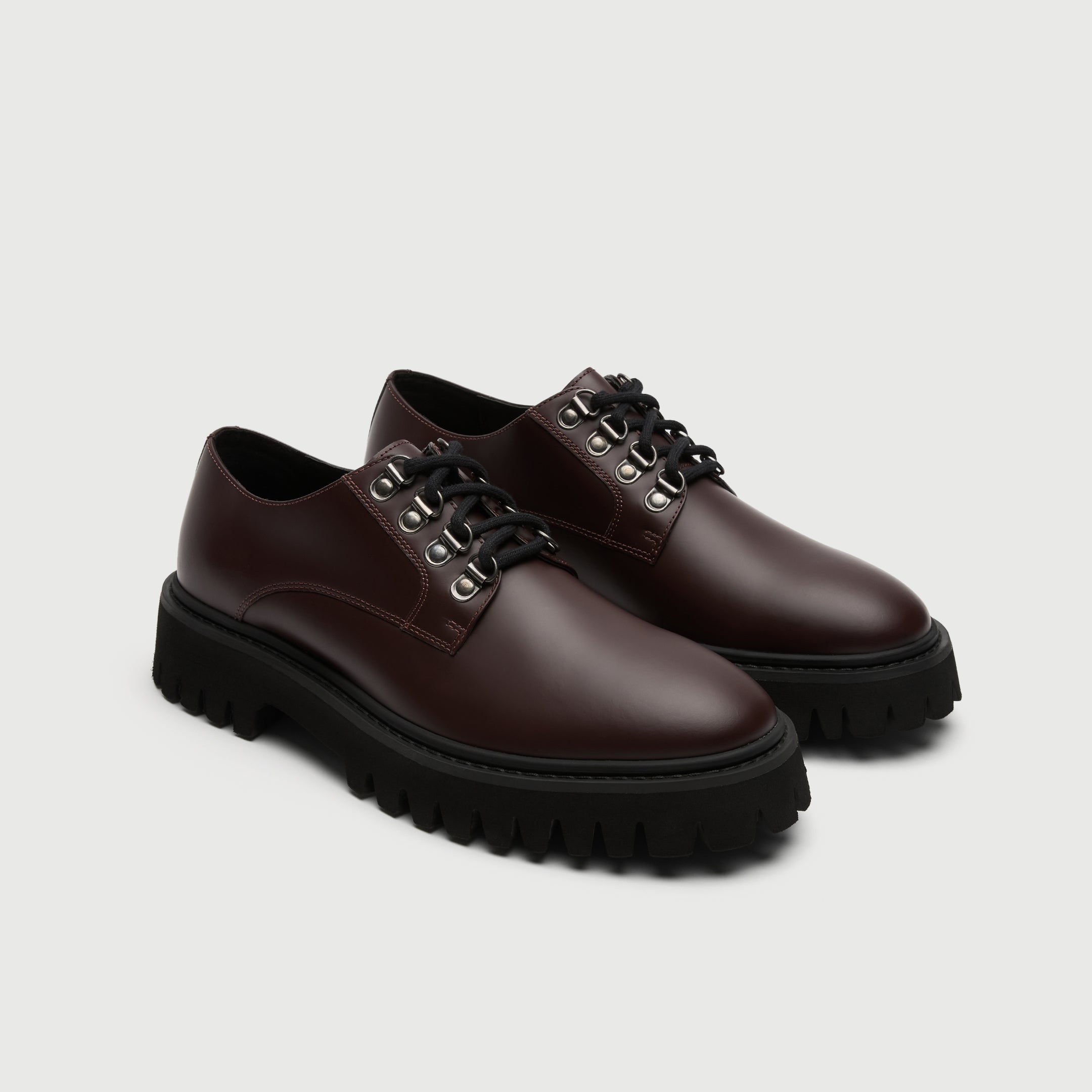 Walk London Bromley Hiking Shoes in Burgundy Leather three quarter view