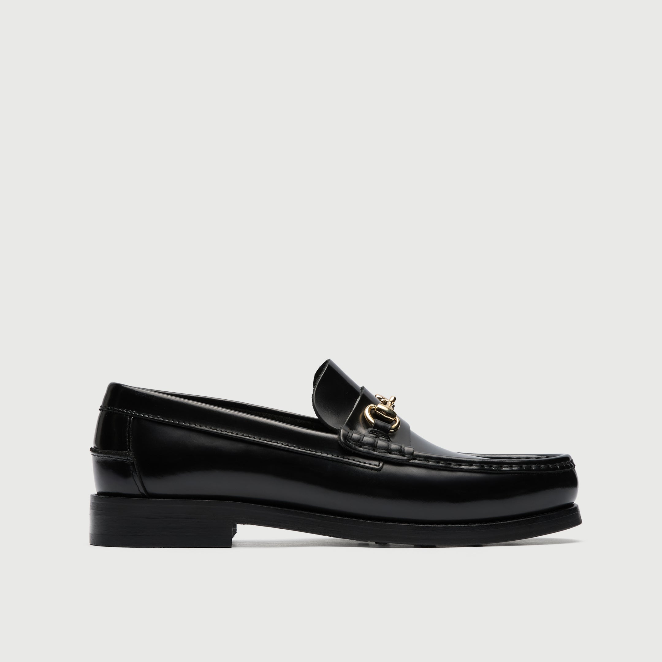 Walk London Mens Dalston Trim Loafer in Smooth Black Leather