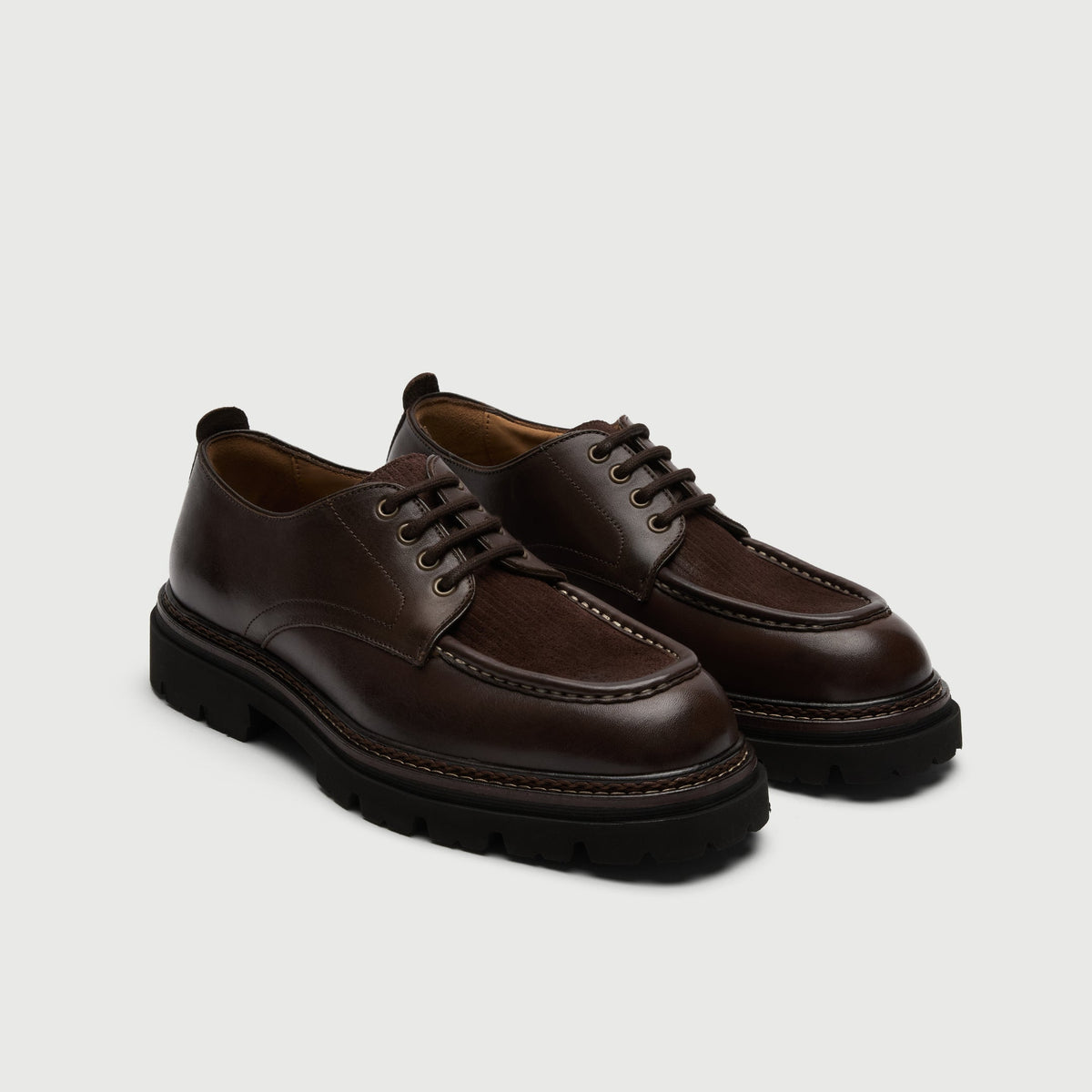 Walk London Farringdon Apron Shoe in brown leather three quarter view with cord vamp and brown laces