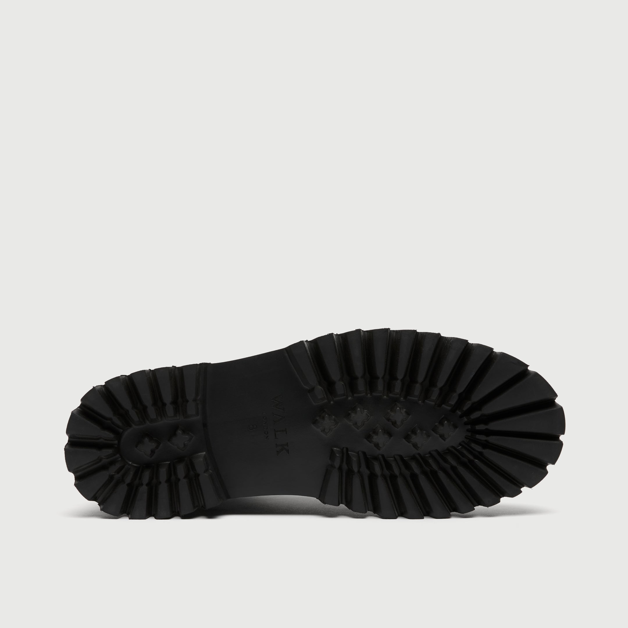 Walk London, Hopper Hiking boot in black leather with a black sole