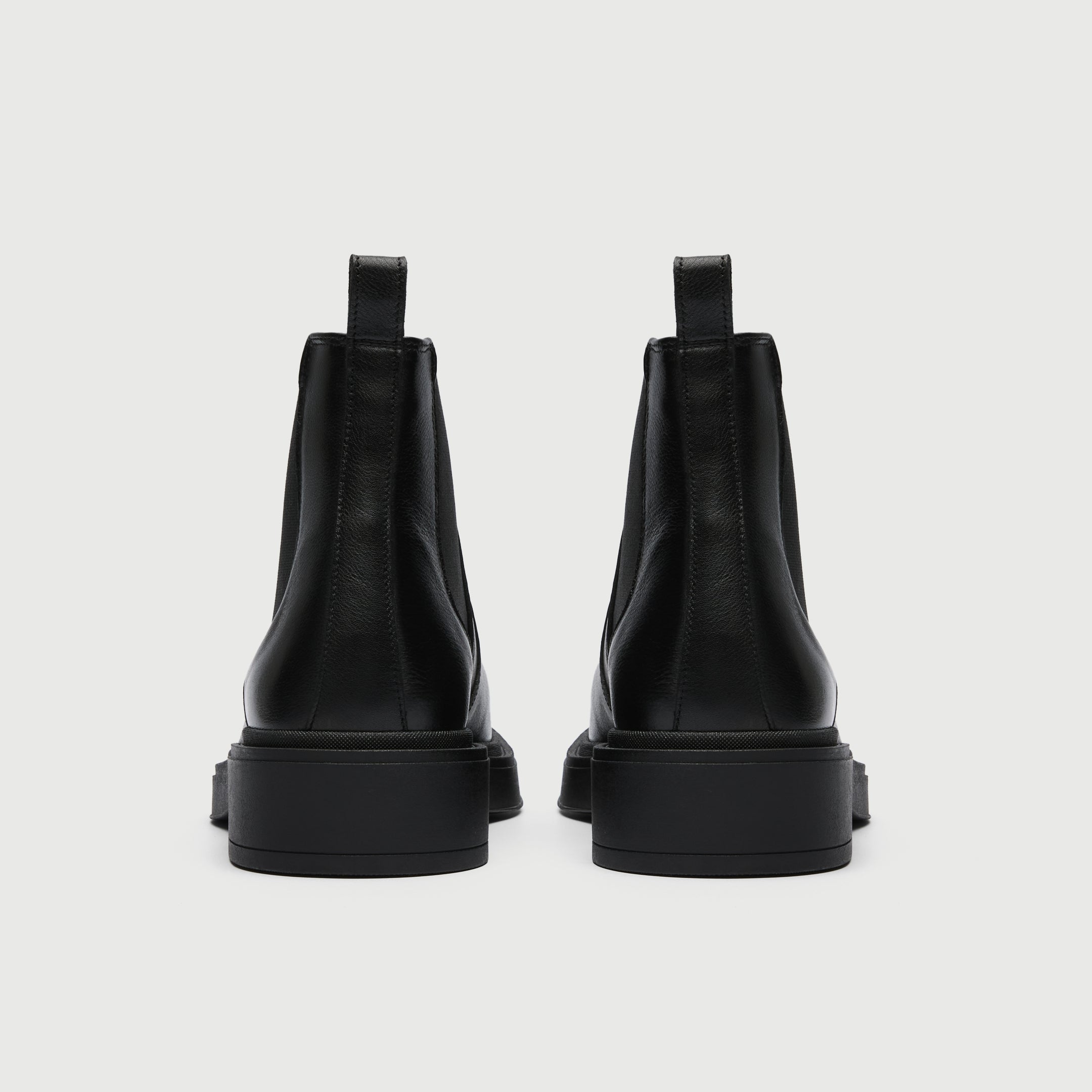 Walk London Mens Islington Chelsea Boot in Black Leather