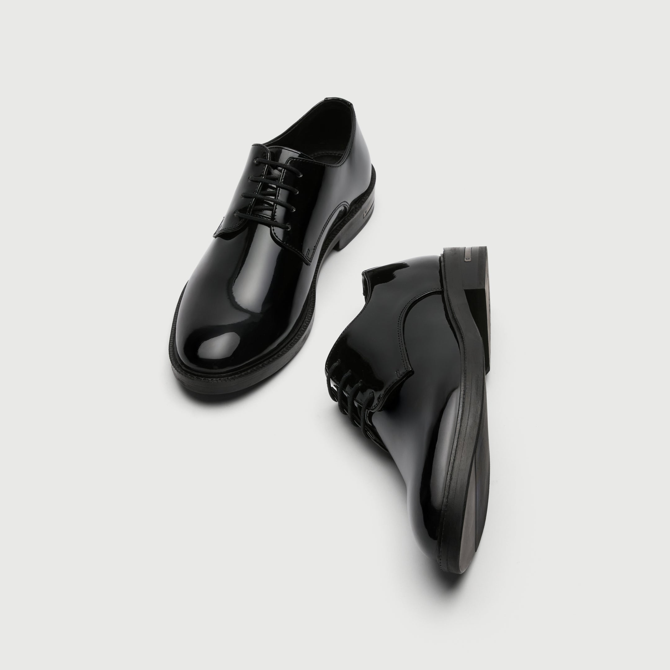 WALK London Men's Oliver Derby Shoe in Black Patent Leather