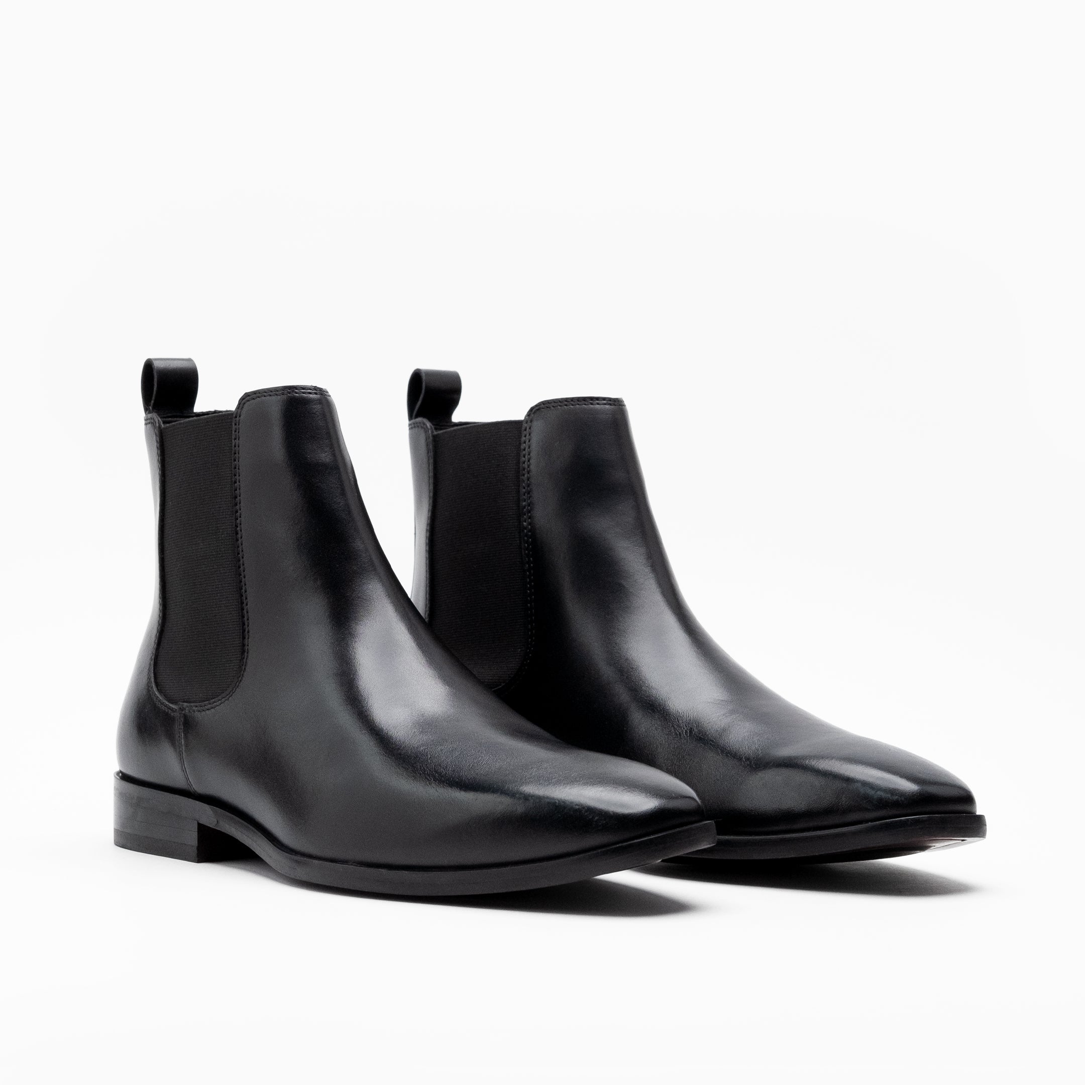 Walk London Mens City Chelsea Boot in Black Leather