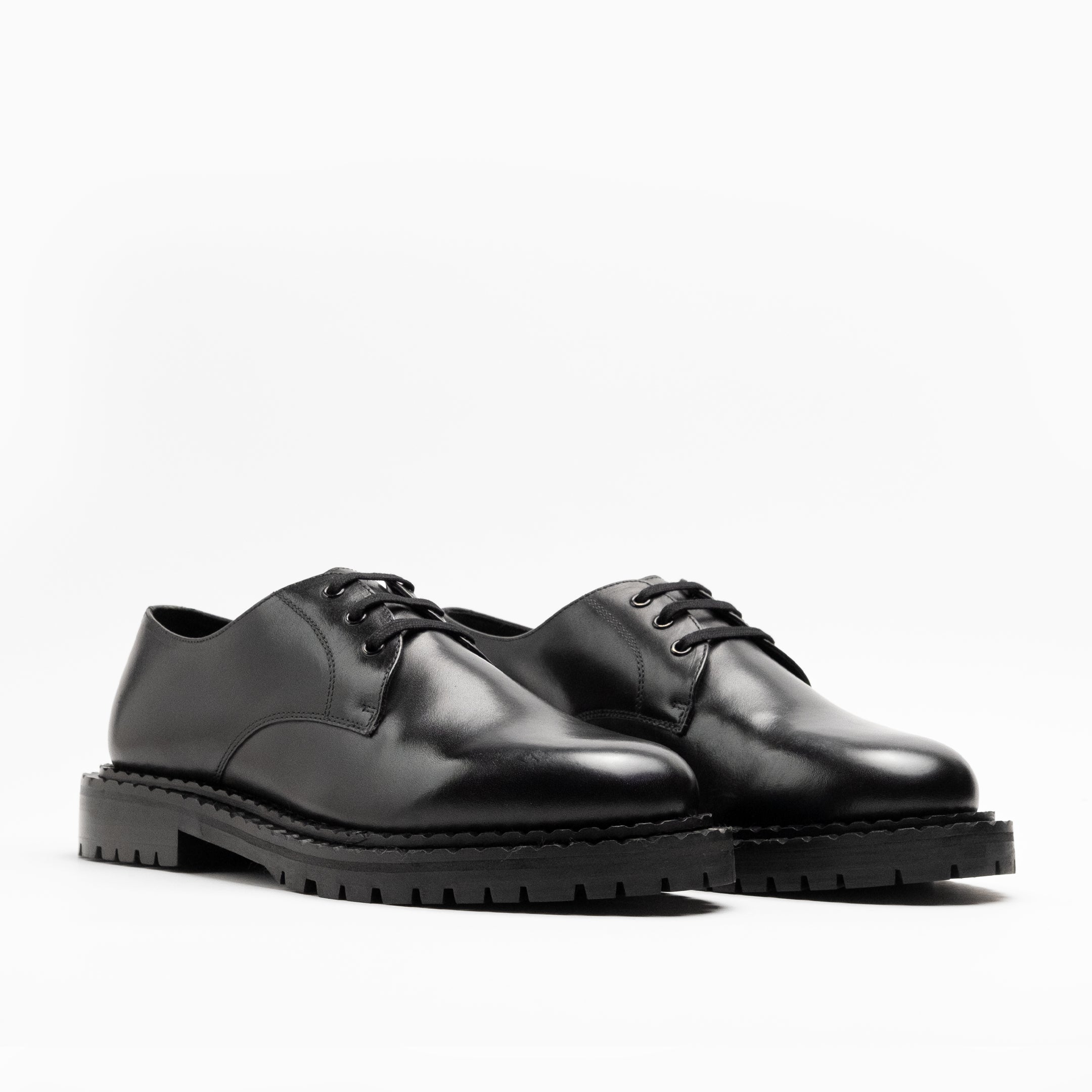 WALK London Mens Jagger Derby Shoe in Black Leather