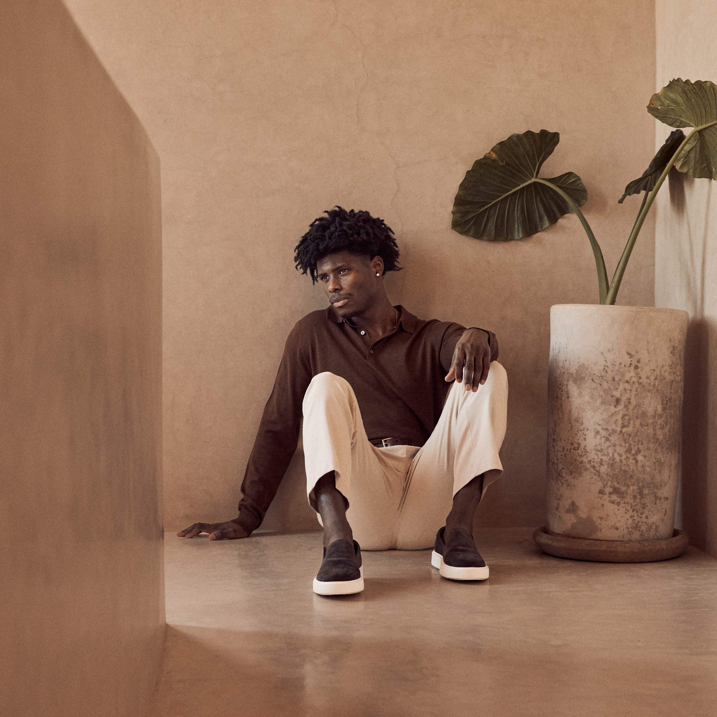 Walk London Mens Robbie Slip On in Brown Suede