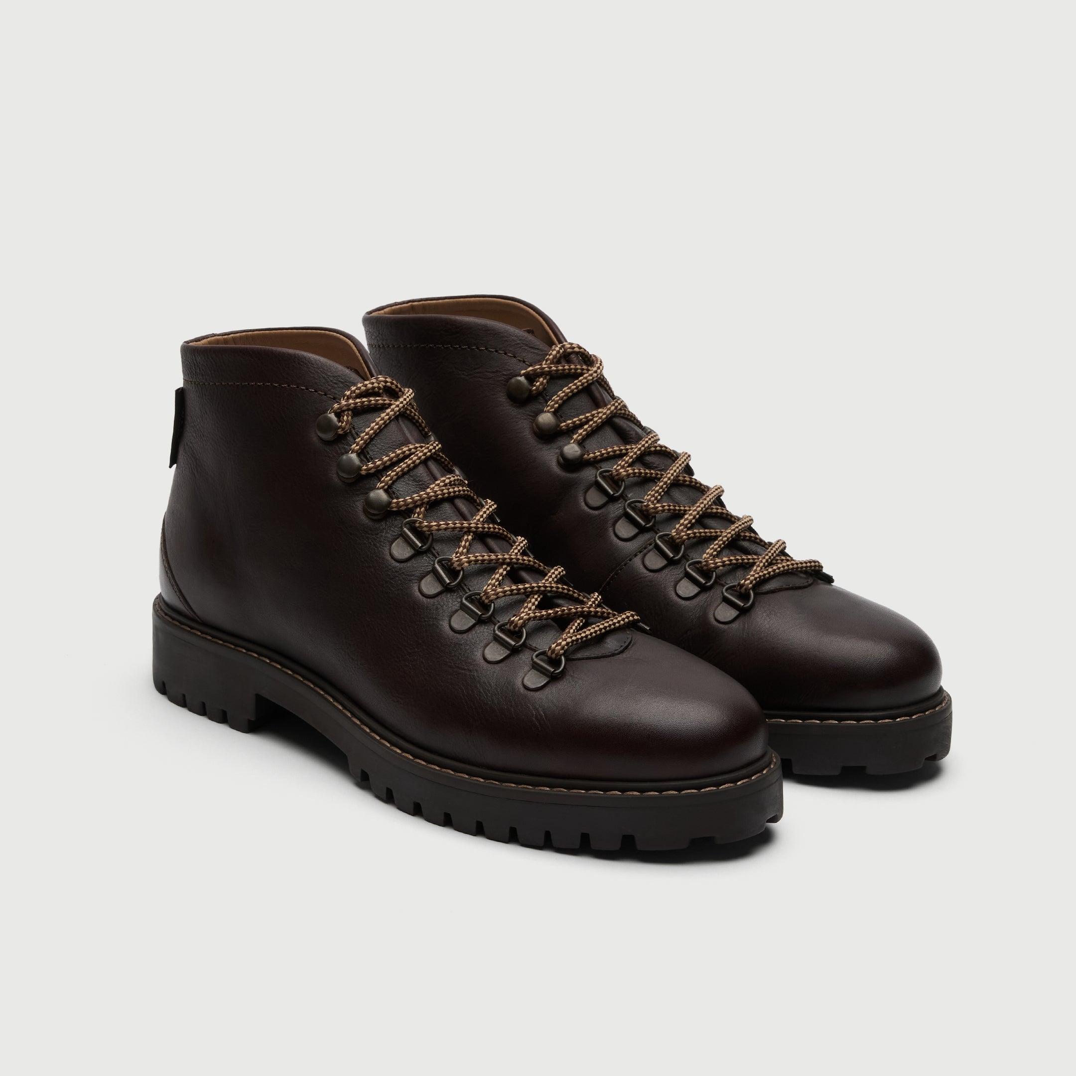 Walk London Sean low hiking boot in brown leather