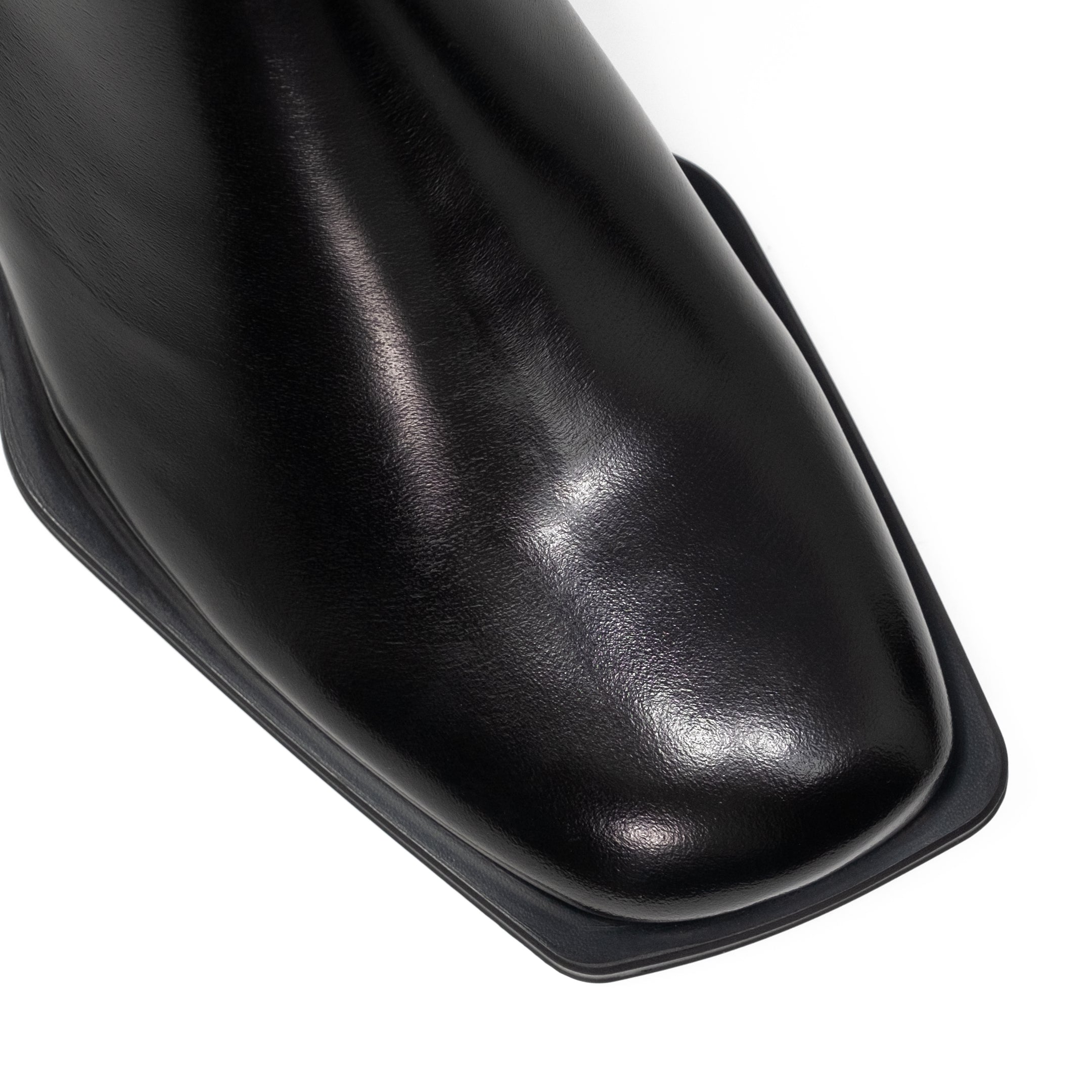Abbey Zip Up Cuban Heel Boot