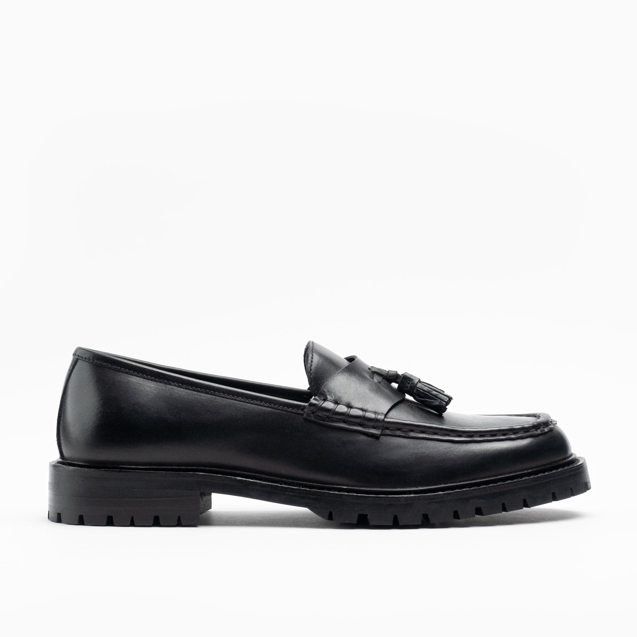 Walk London Mens Campus Tassel Loafer in Black Leather