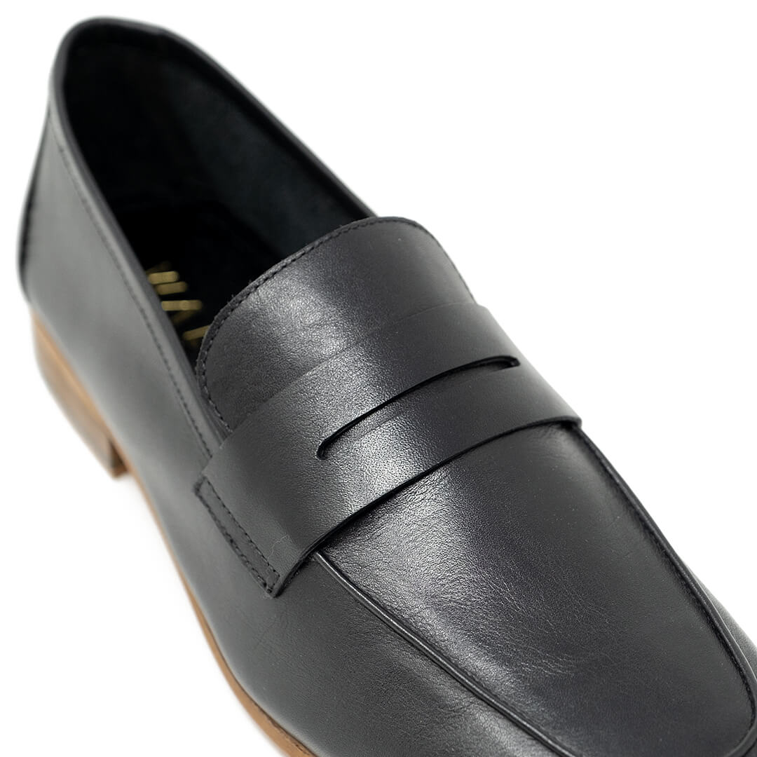 WALK London Mens Capri Penny Loafer Black Leather Penny