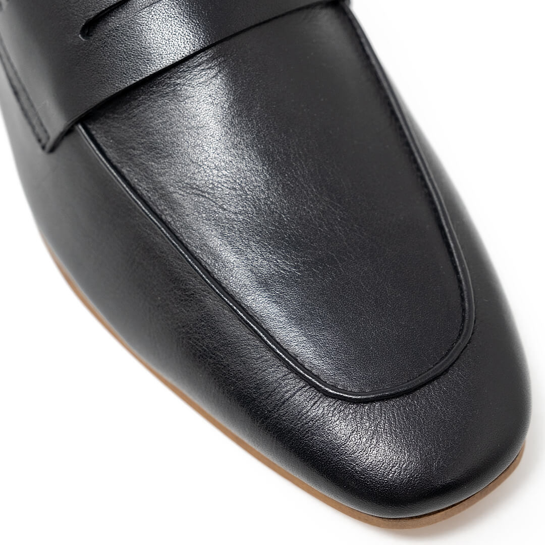 WALK London Mens Capri Penny Loafer Black Leather Toe