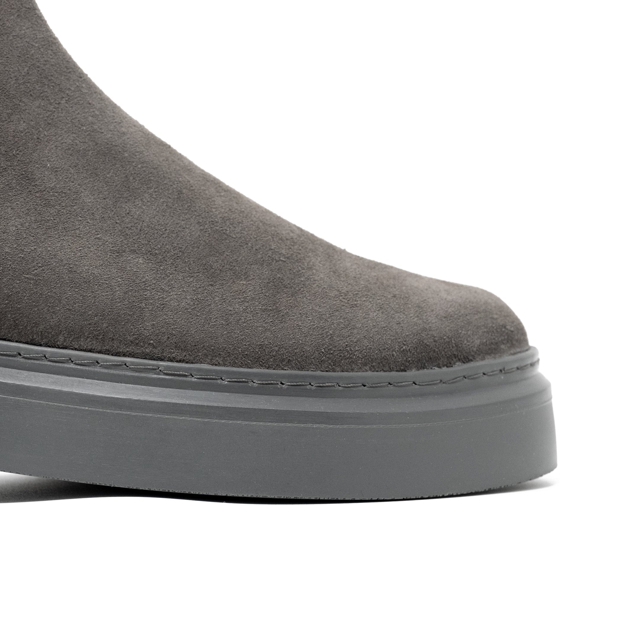 Walk London Club Chelsea Boot Toe Detail
