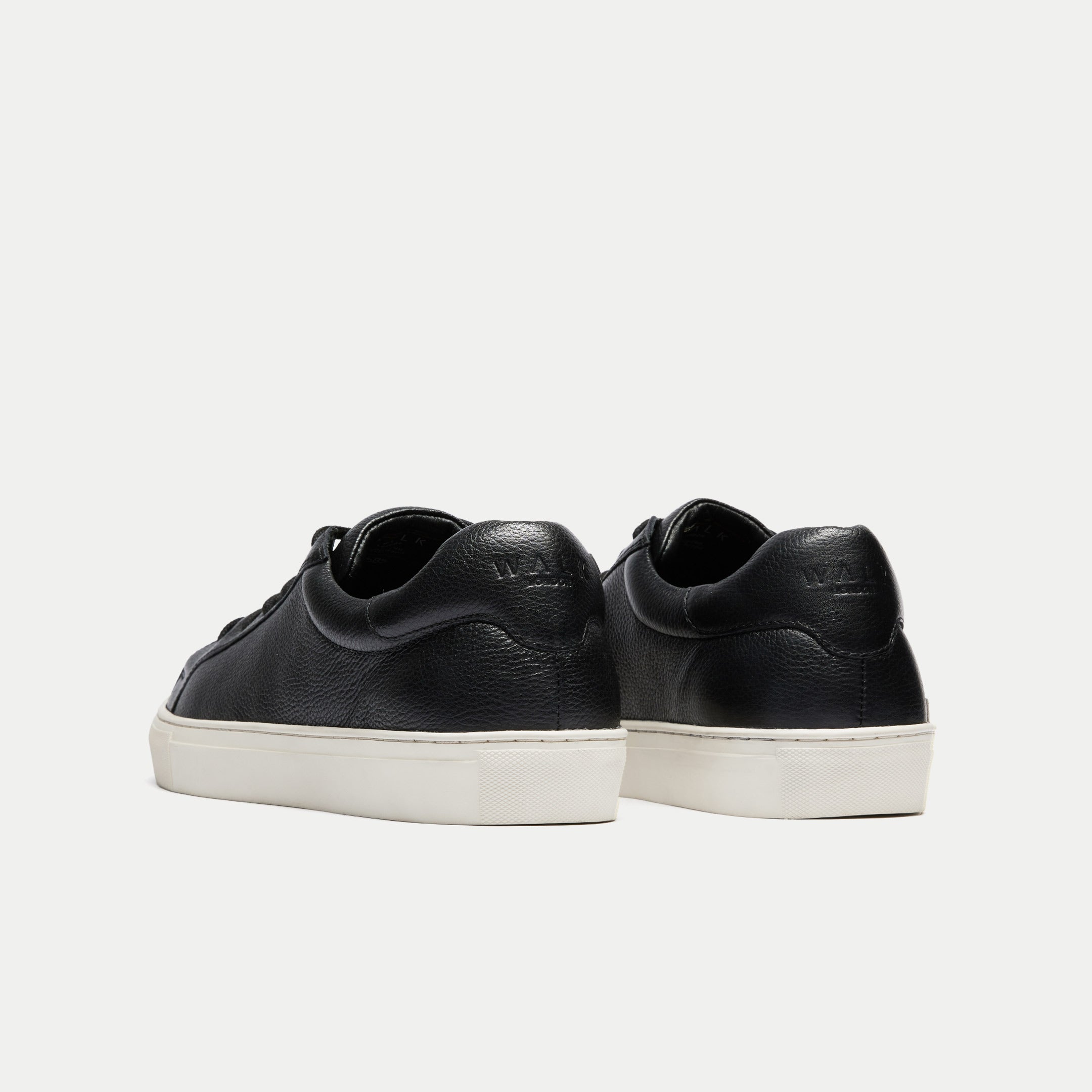 Walk London Mens Harrison Sneaker in Black Leather