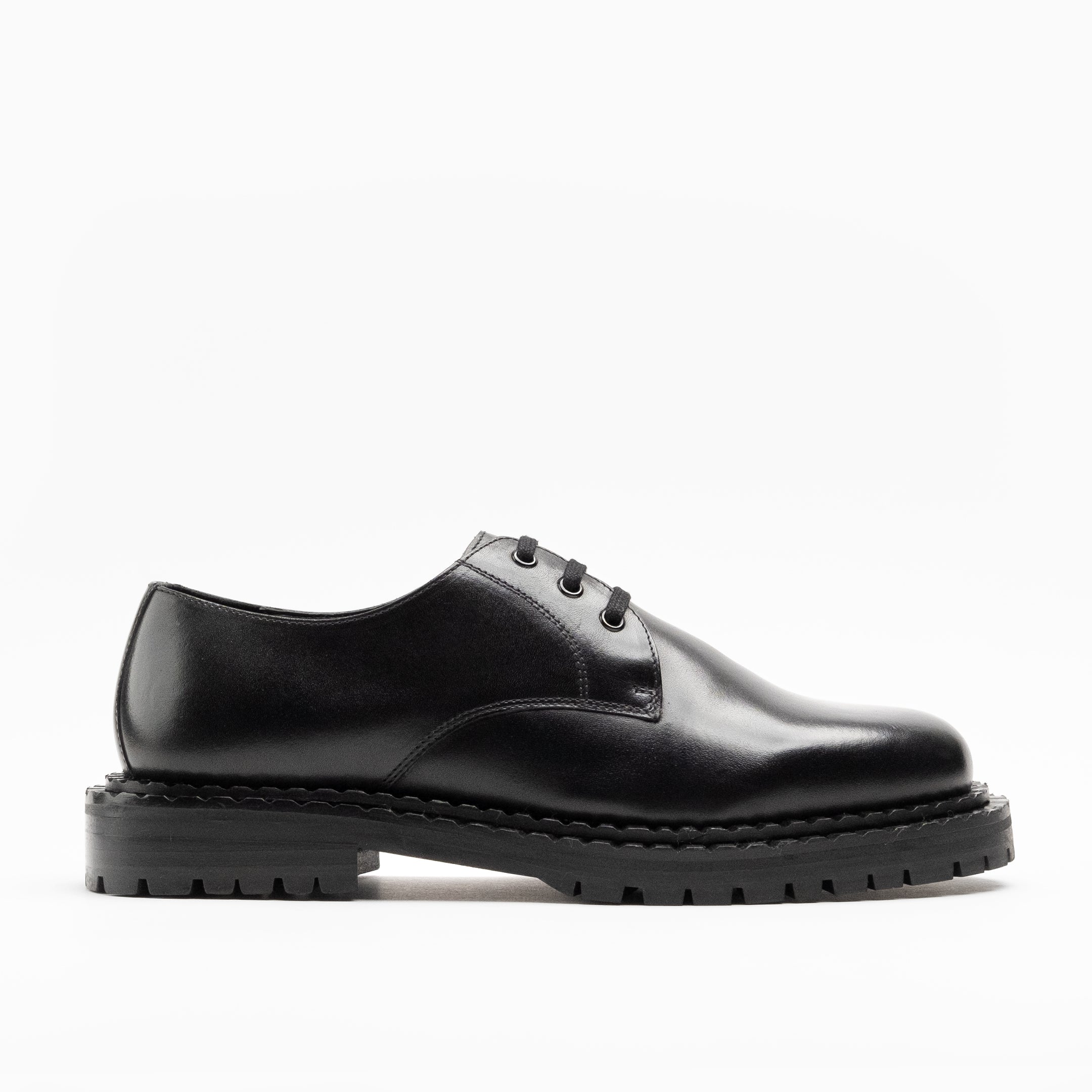 WALK London Mens Jagger Derby Shoe in Black Leather
