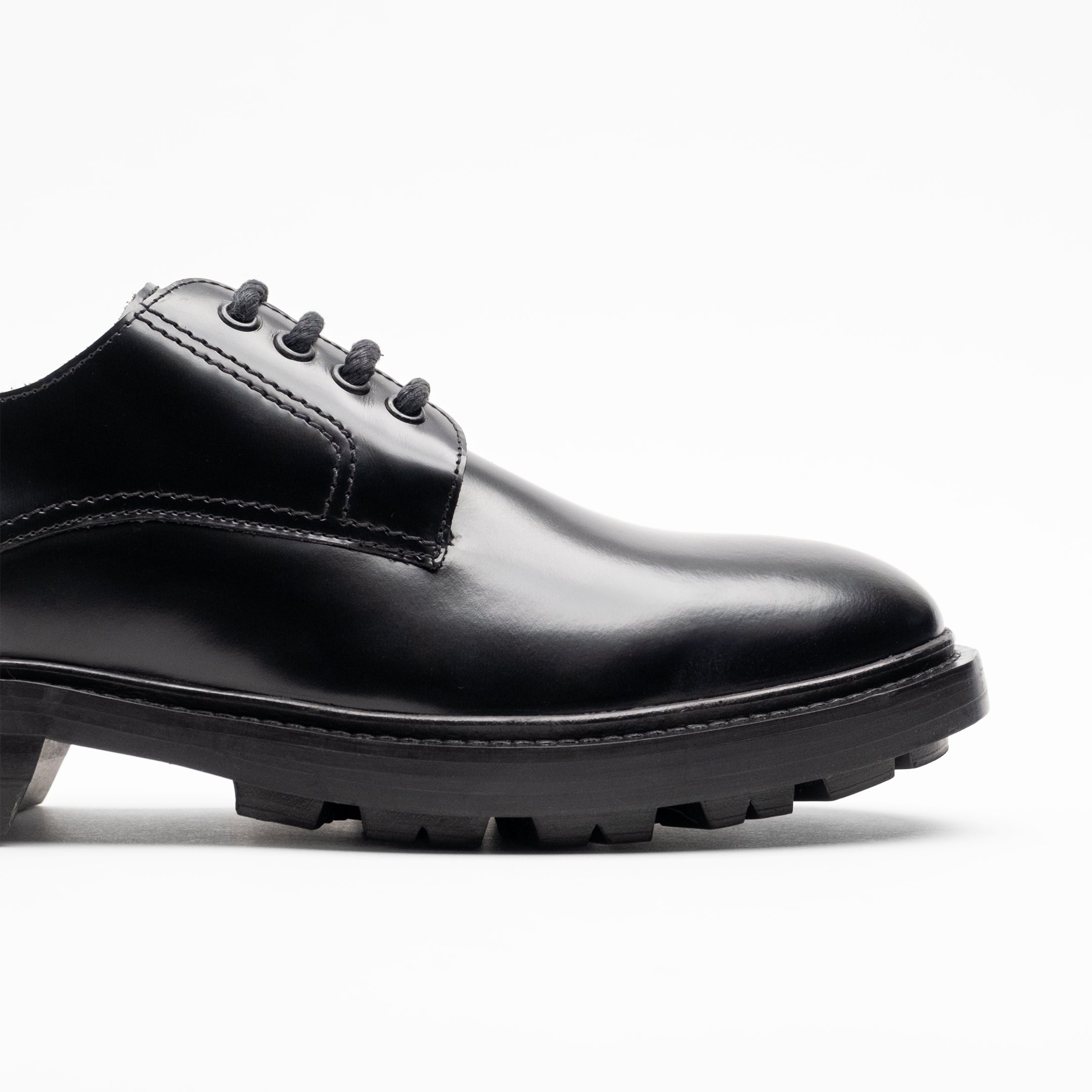 Walk London Mens Justin Derby Shoe in Smooth Black Leather
