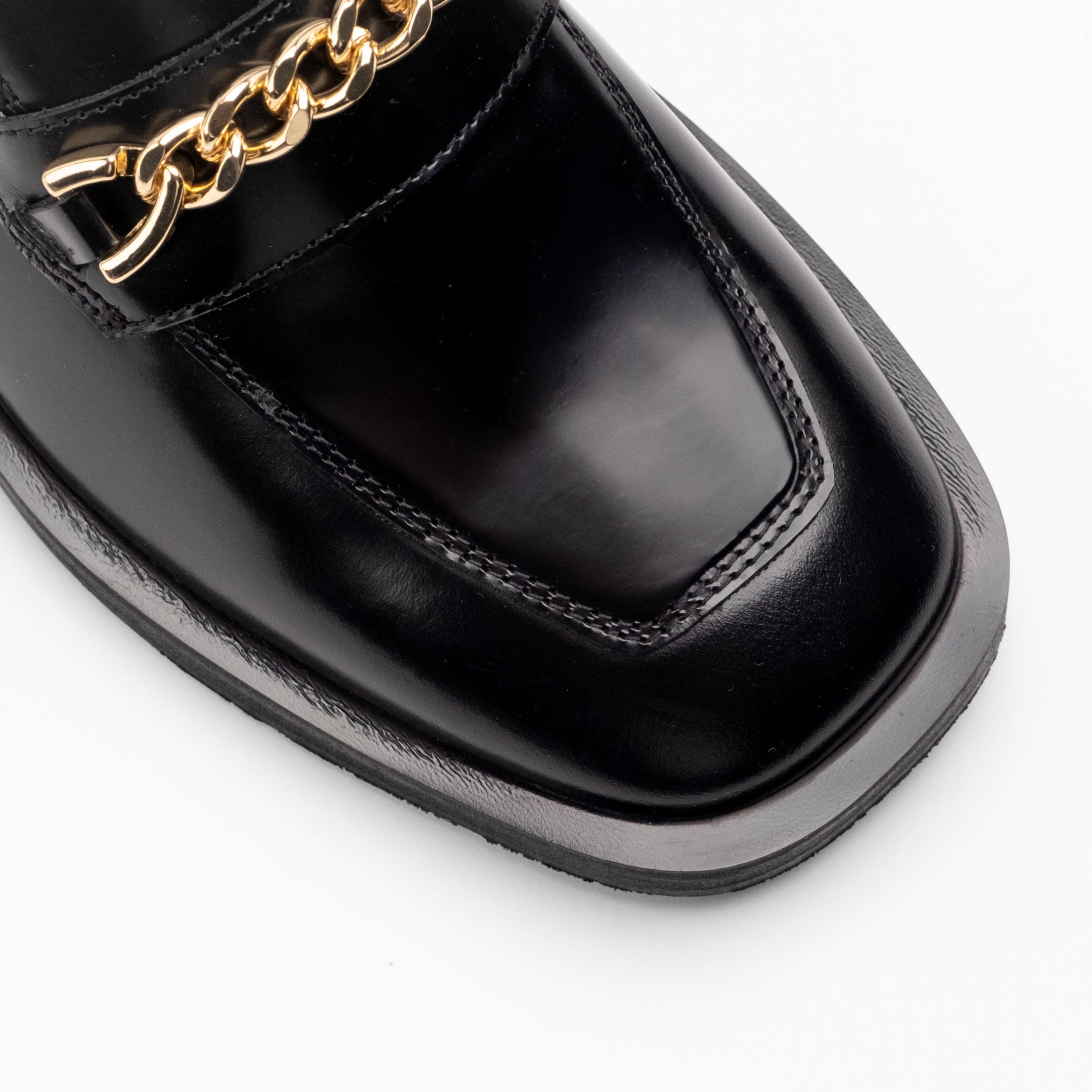 Walk London Womens Lola Chain Loafer in Black Leather