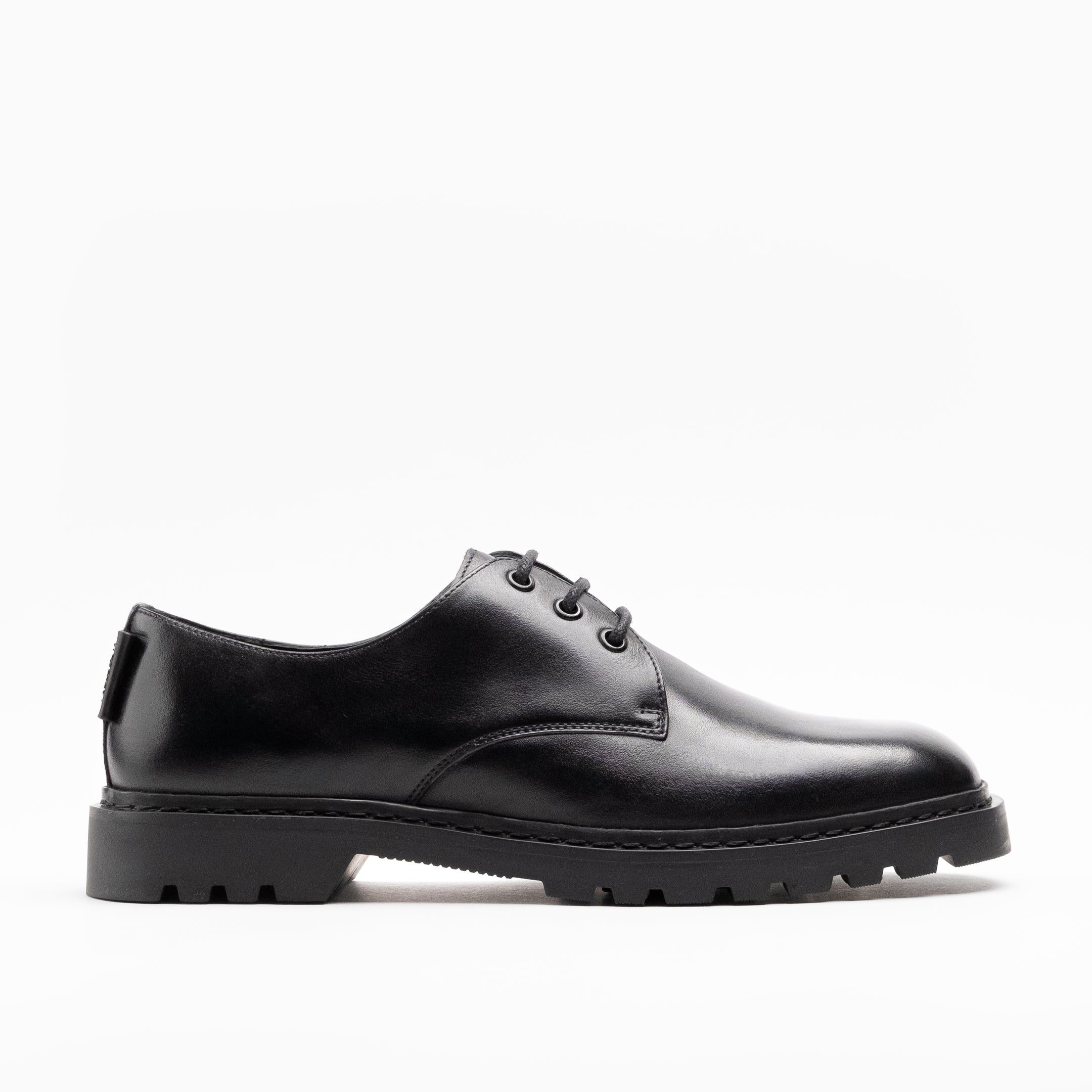 Walk London Mens Milano Derby Shoe in Black Leather