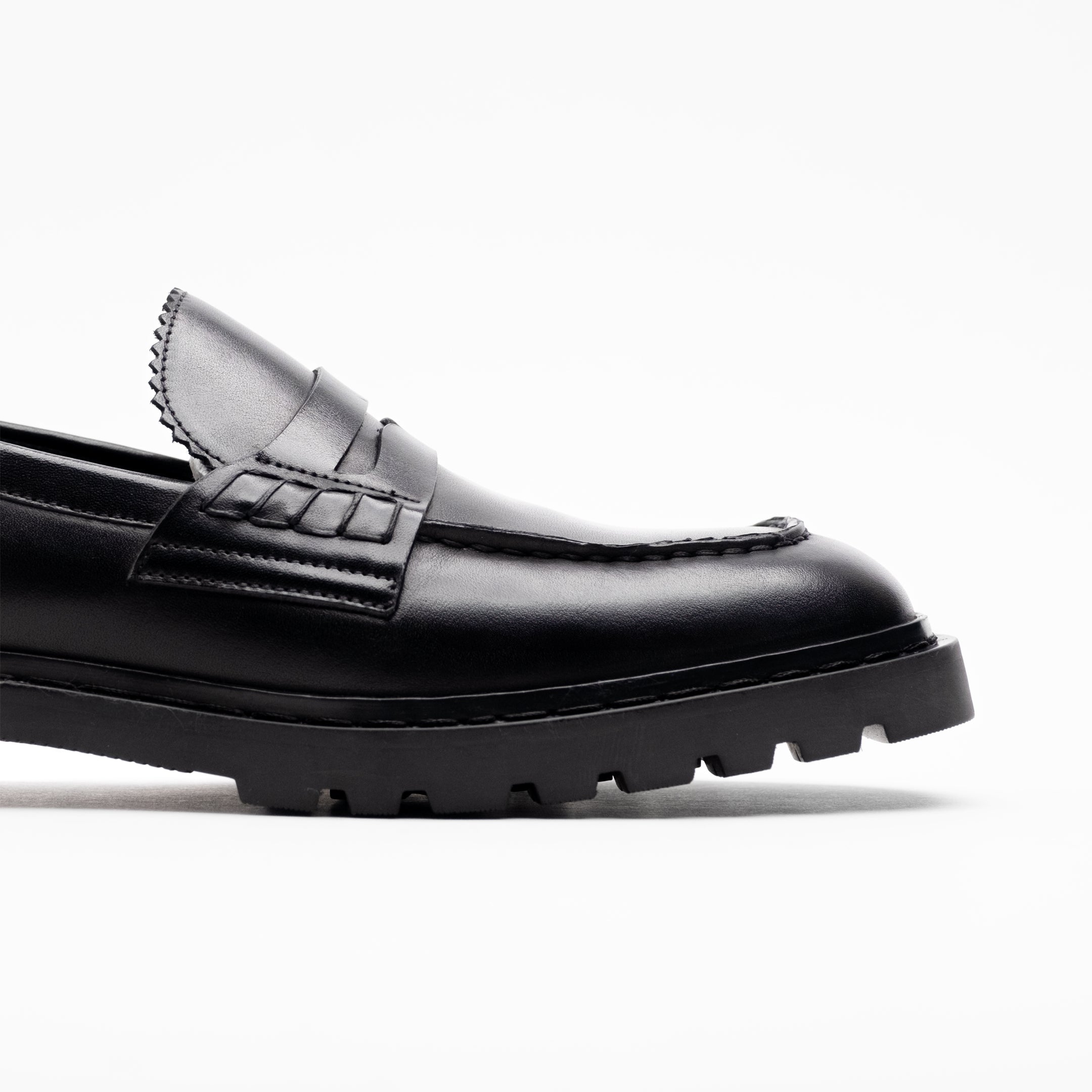Walk London Mens - Milano Saddle Loafer - Black Leather