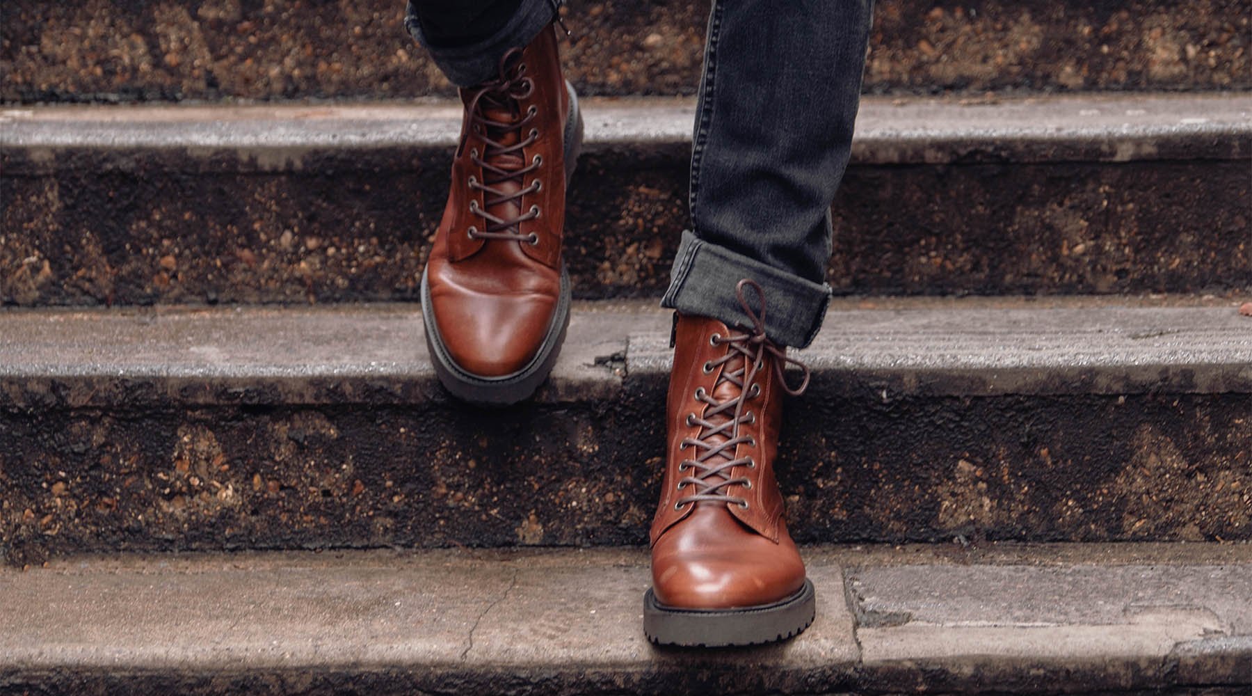 How To Wear Lace Up Boots Throughout The Coming Months | Walk London