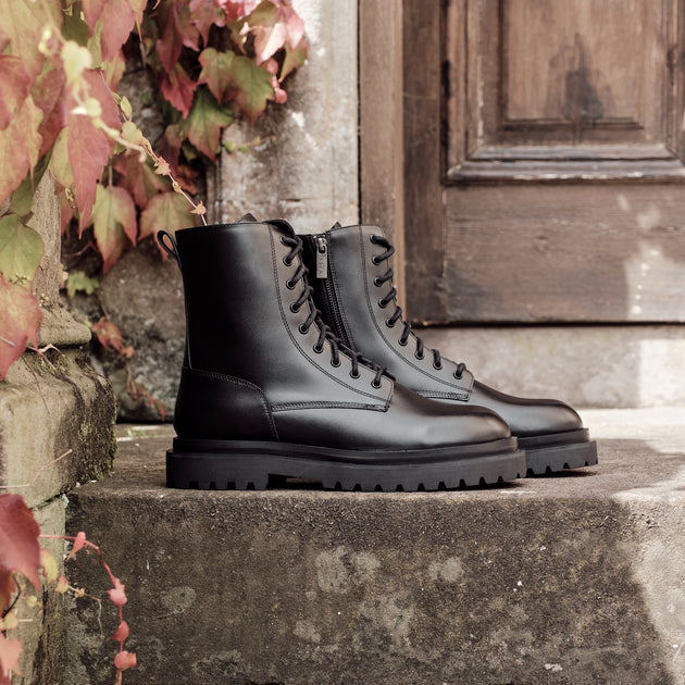 Black Walking Shoes-Hank