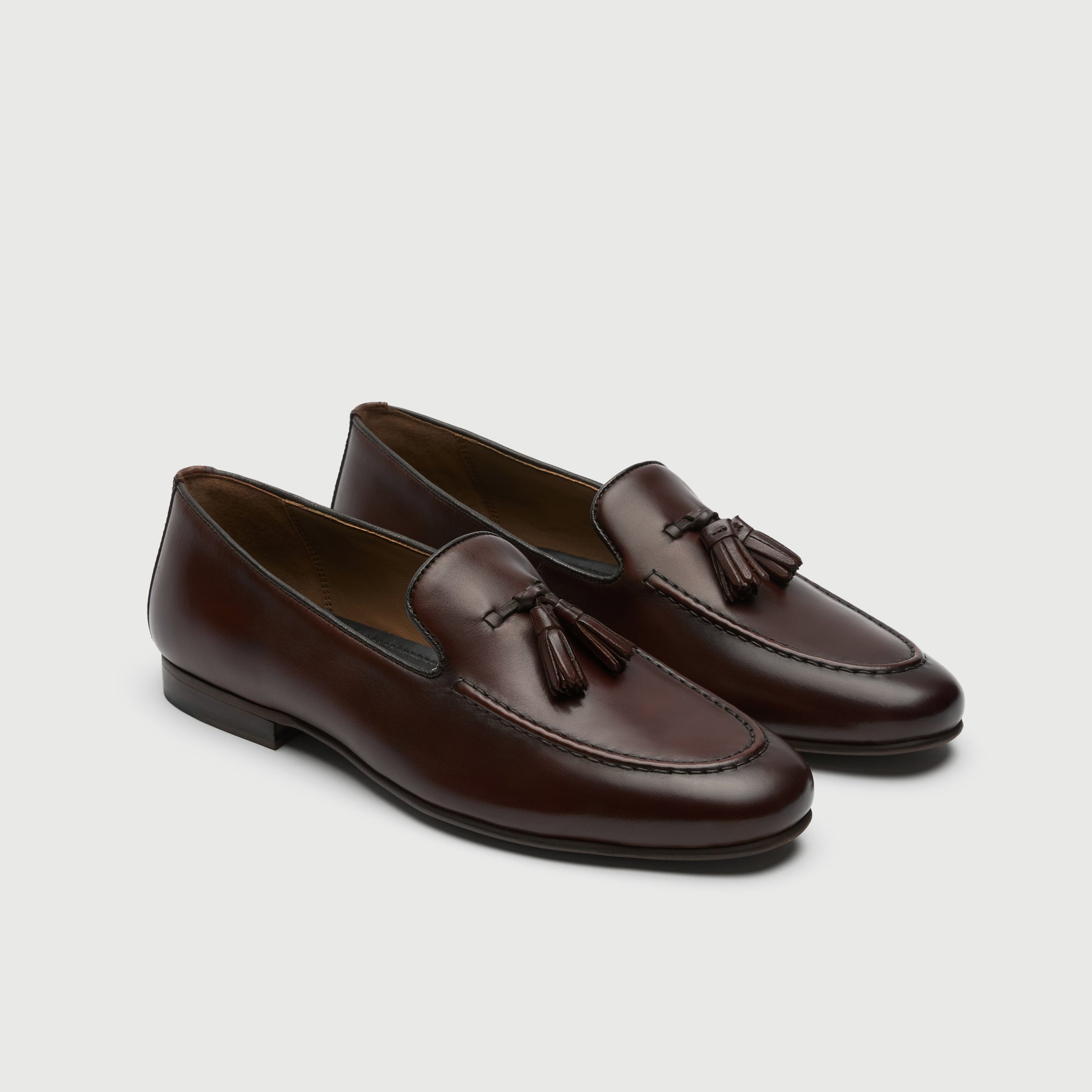 Walk London Mens Trent Tassel Loafer in Brown Leather