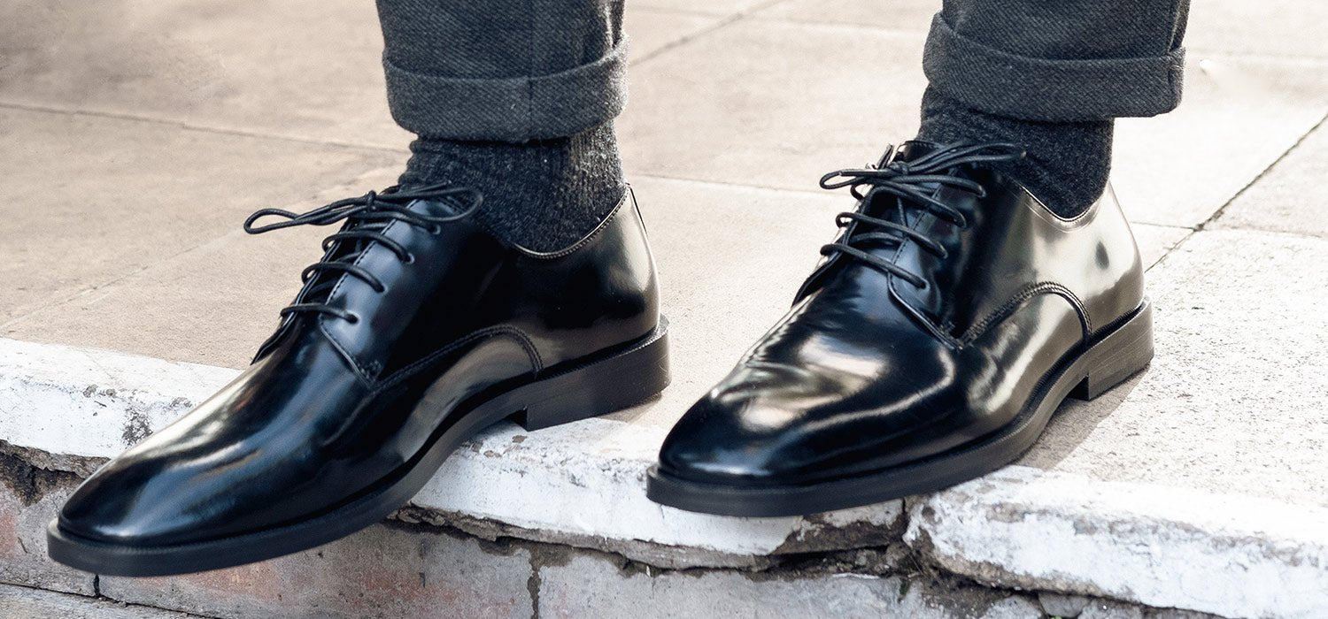 Walk London Alex Derby Shoe in Black High Shine Leather