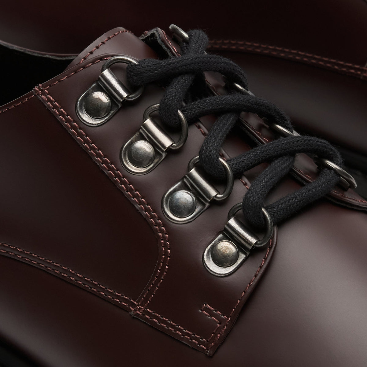 Walk London Bromley Hiking Shoe in Burgundy Leather close up of black laces and d-rings