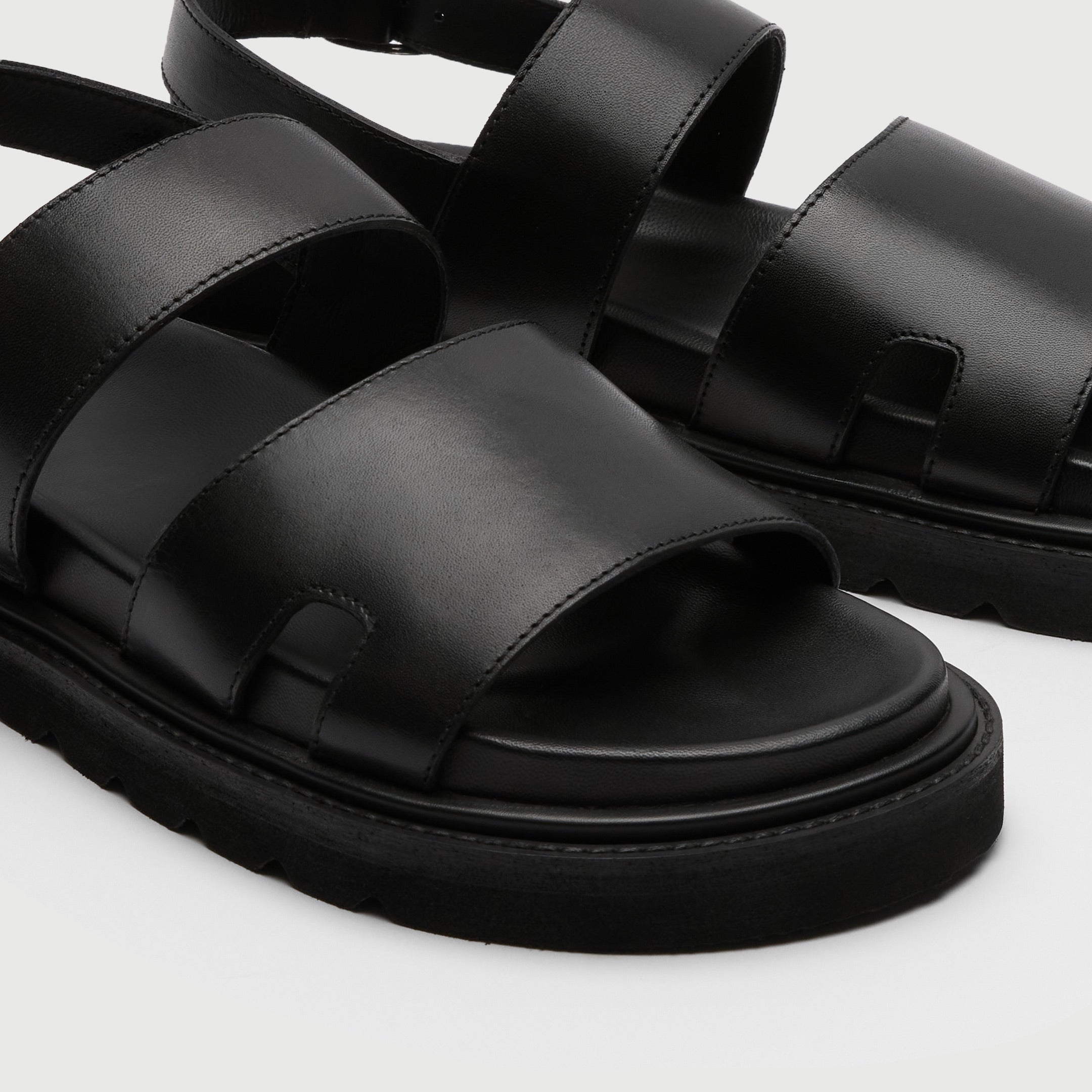 Walk London Ezra Backstrap Black Leather Men's Sandal detail view of toe