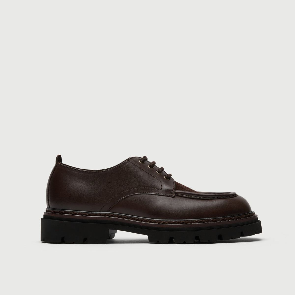 Walk London Farringdon Apron Shoe in brown leather side view