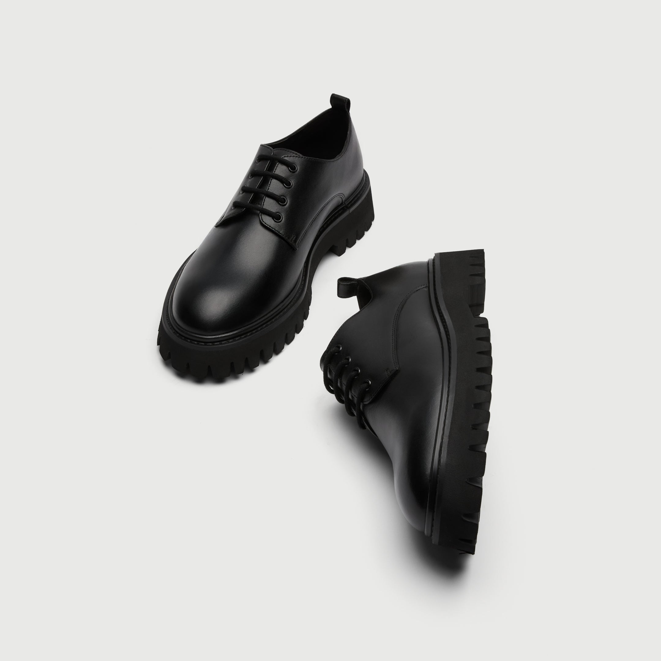 Walk London Hopper Black Leather Derby Shoe with chunky sole top and side view