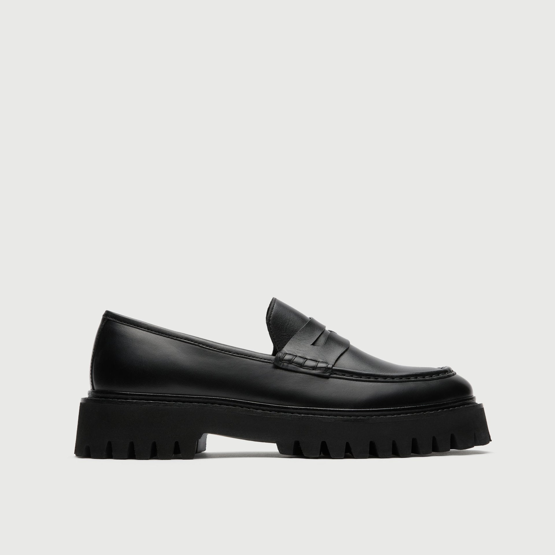 Hopper Saddle Loafer