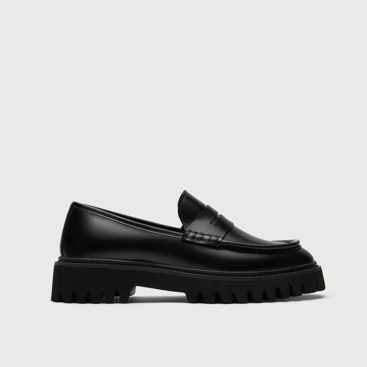 Walk London Hopper Saddle Loafer in Black Smooth Leather with chunky sole side view