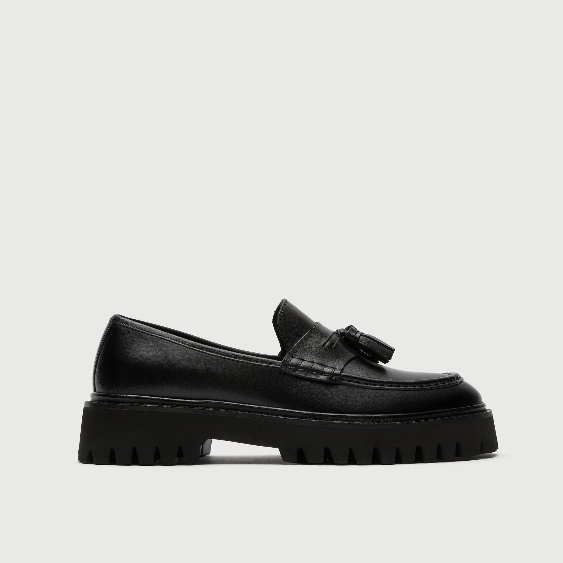 Hopper Tassel Loafer