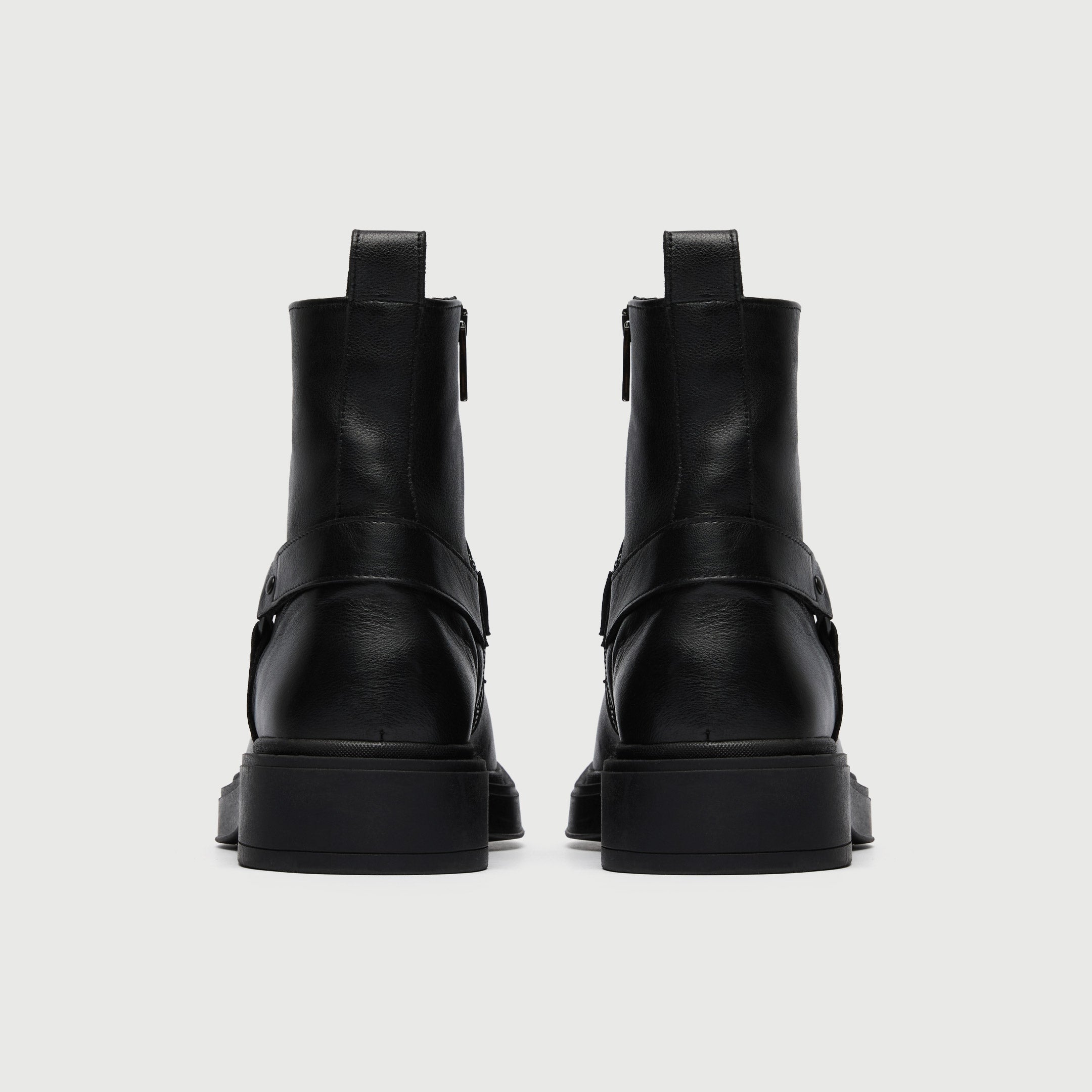 Walk London Men's Islington Buckle Boot in Black Leather