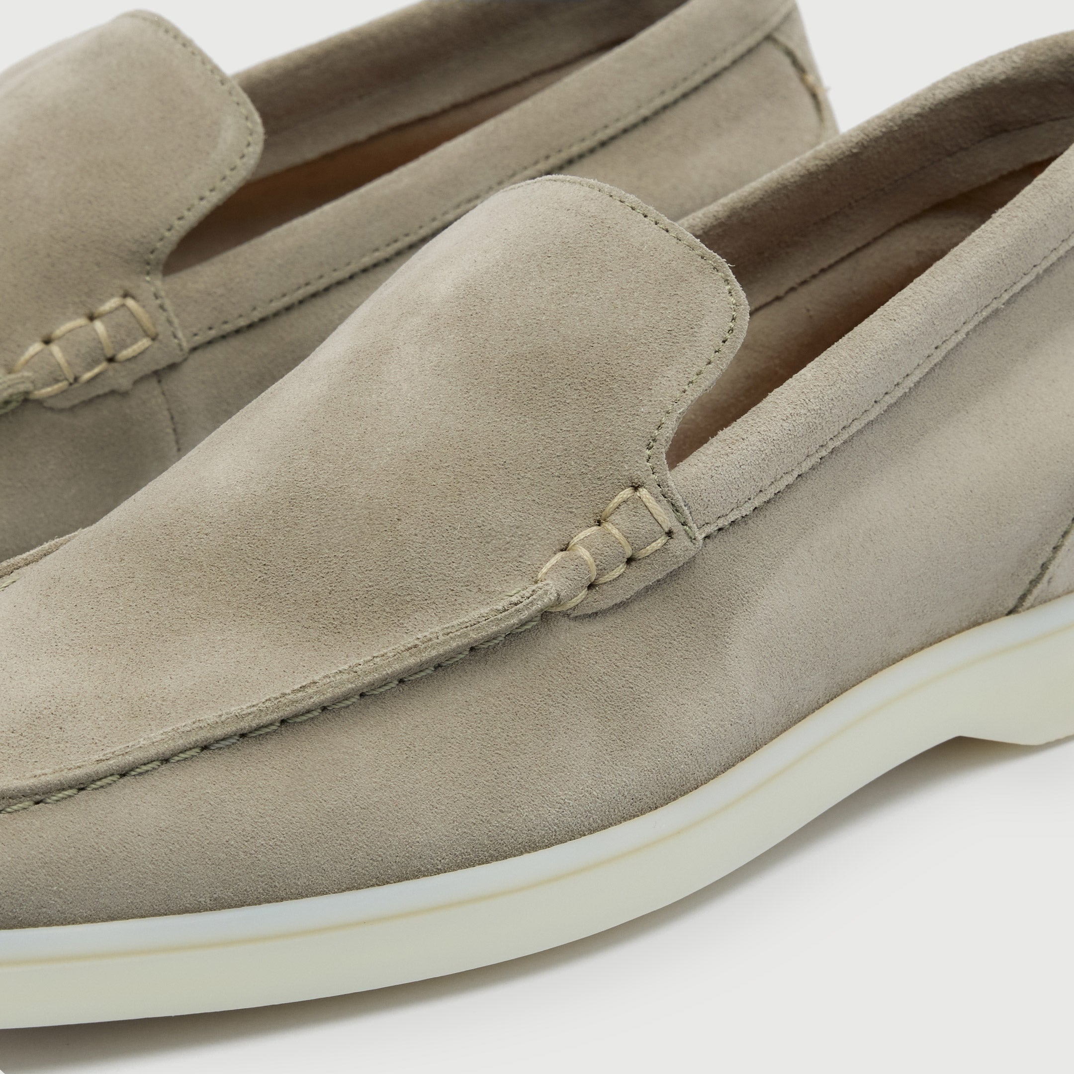 Walk London Mens Monaco Slip On Loafer in Pebble Suede