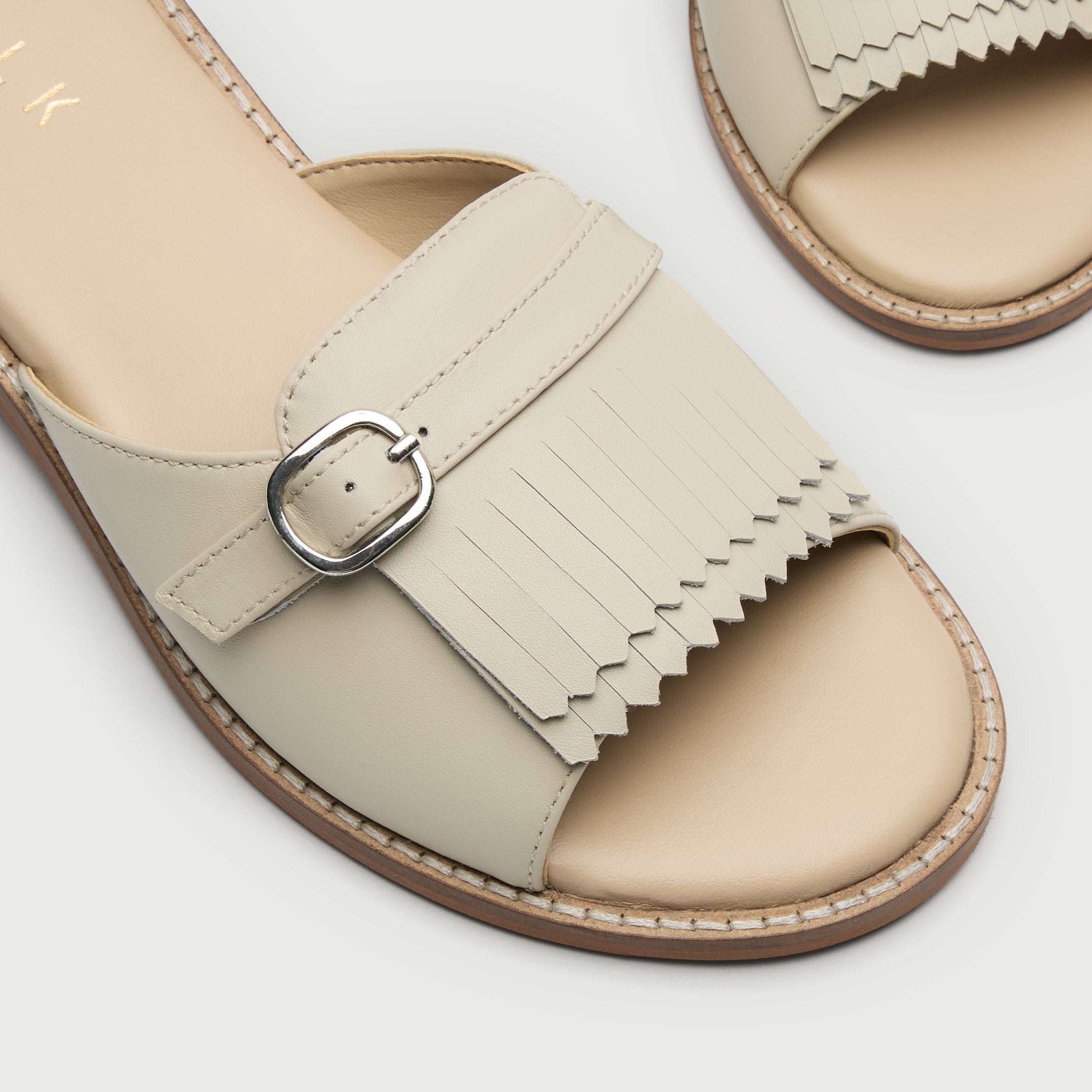 Walk London Womens Portofino Sandal in Off White Leather