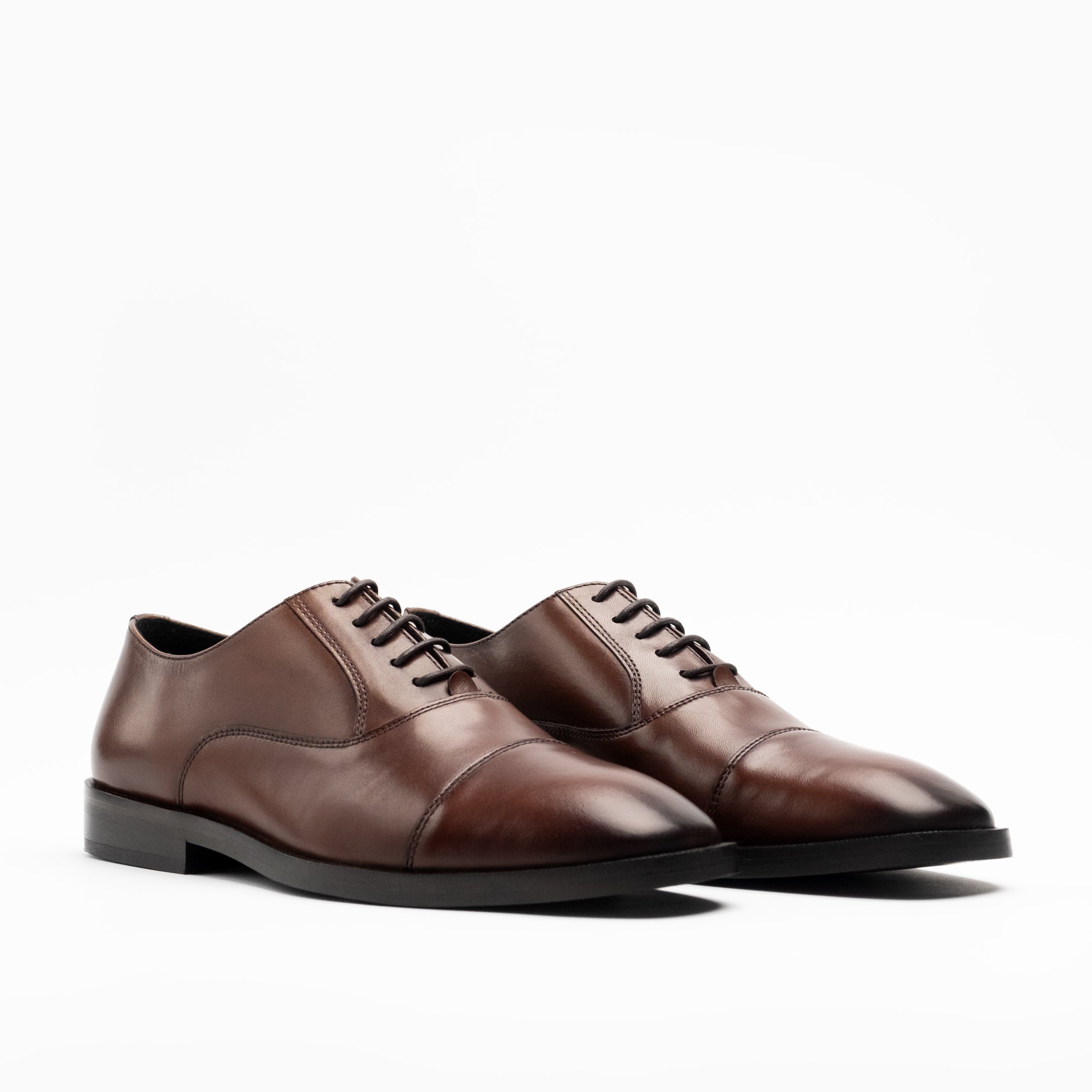 Walk London Mens Alex Toe Cap Shoe in Brown Leather