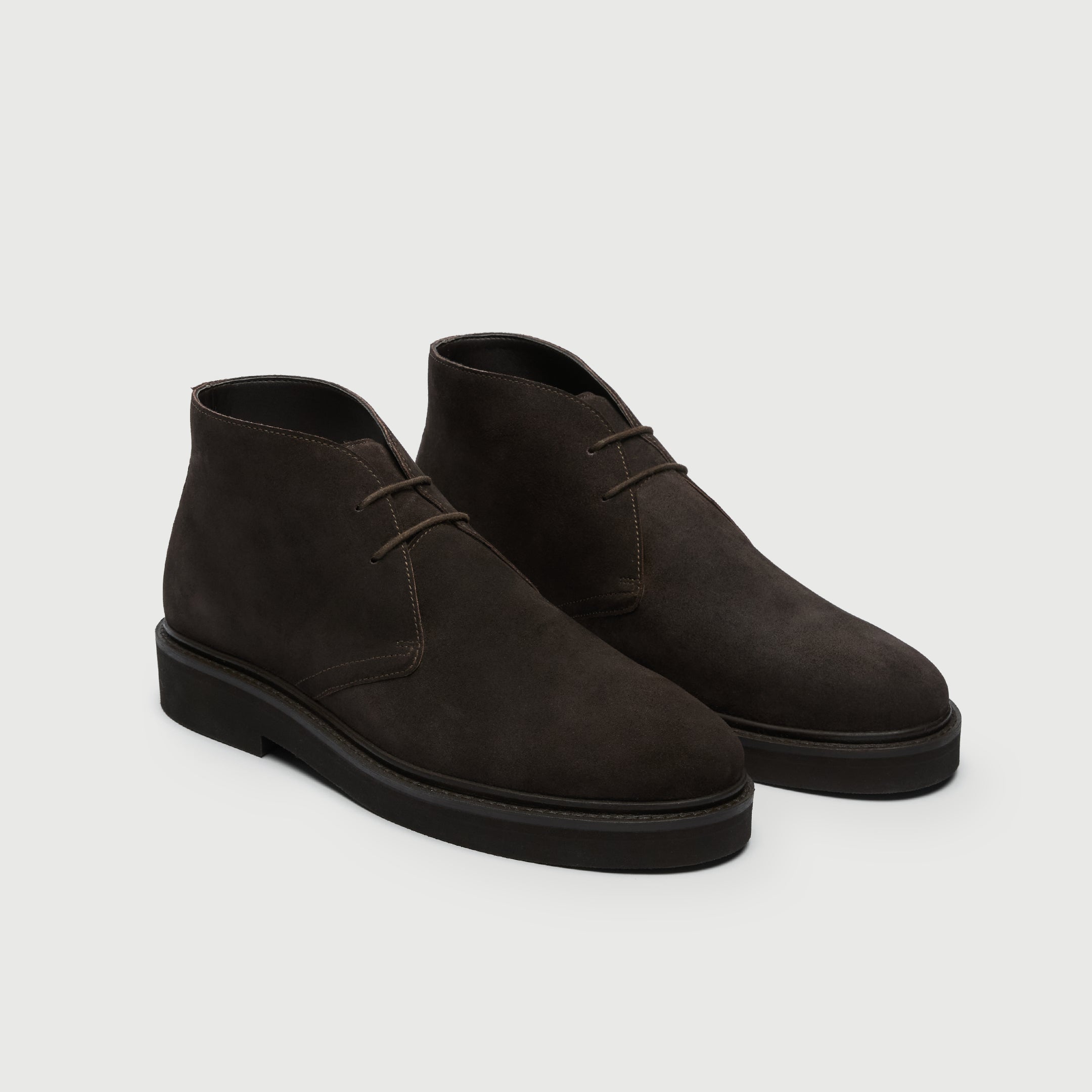 Walk London Mens Sloane Chukka Boot in Brown Suede