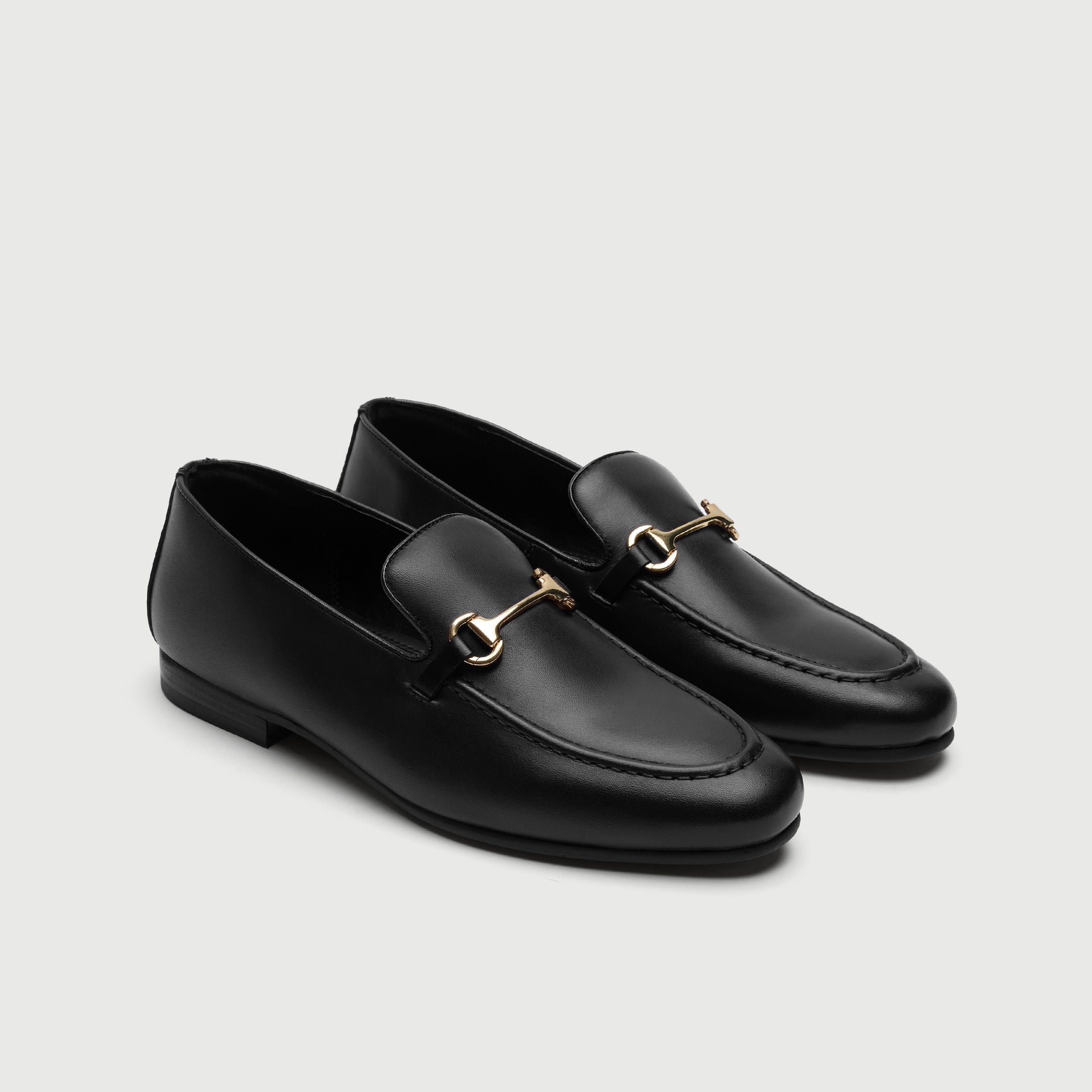 Walk London Mens Trent Trim Loafer in Black Leather