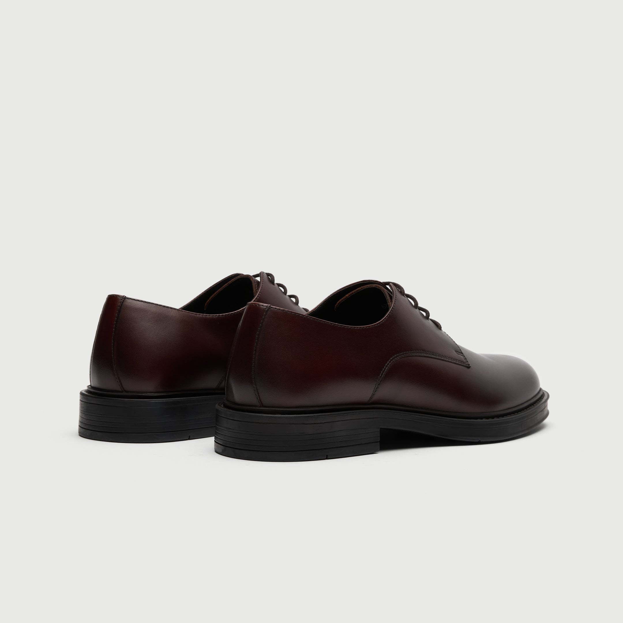 Walk London Vincent Brown Leather Derby Shoe heel view