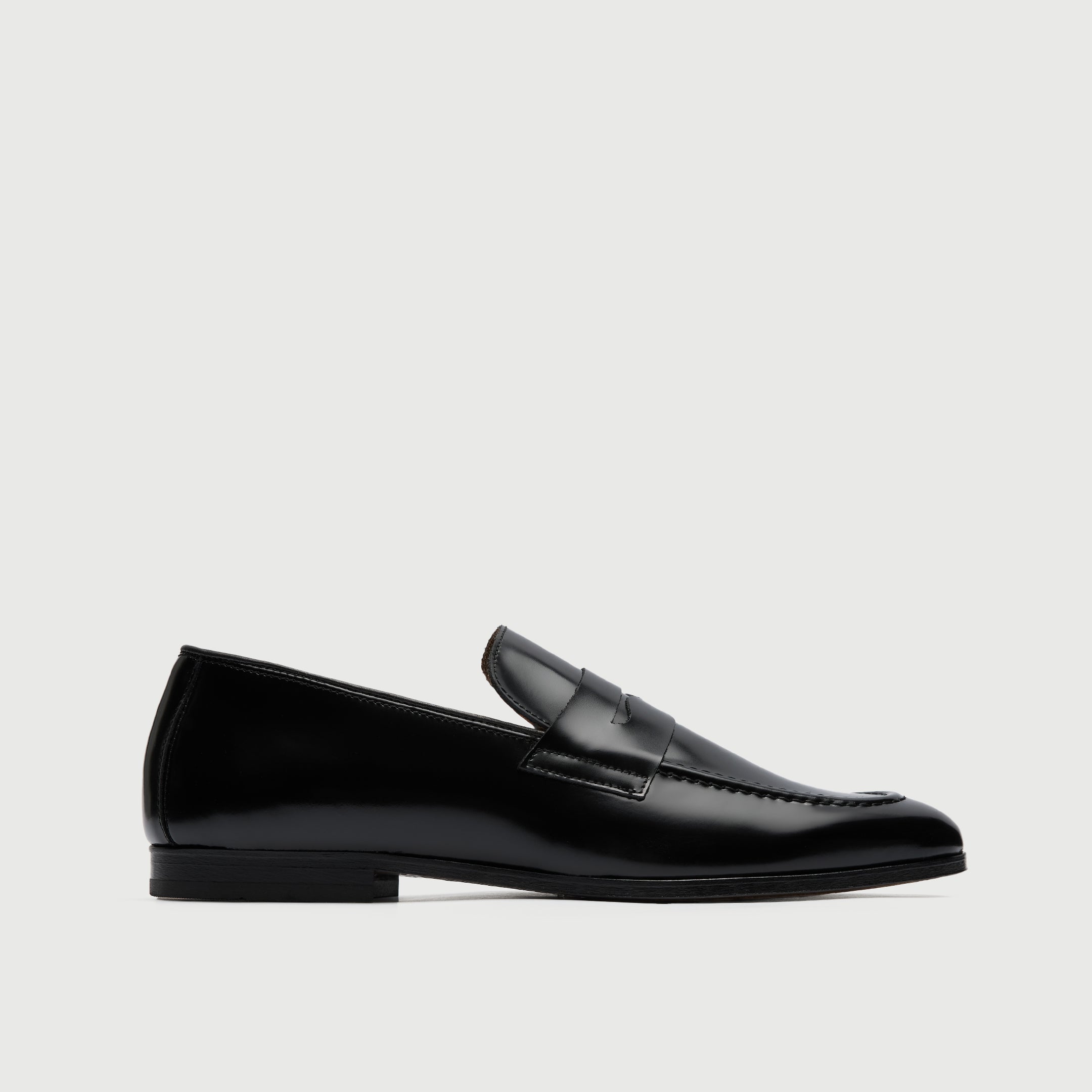 Walk London Mens Windsor Saddle Loafer in Smooth Black Leather