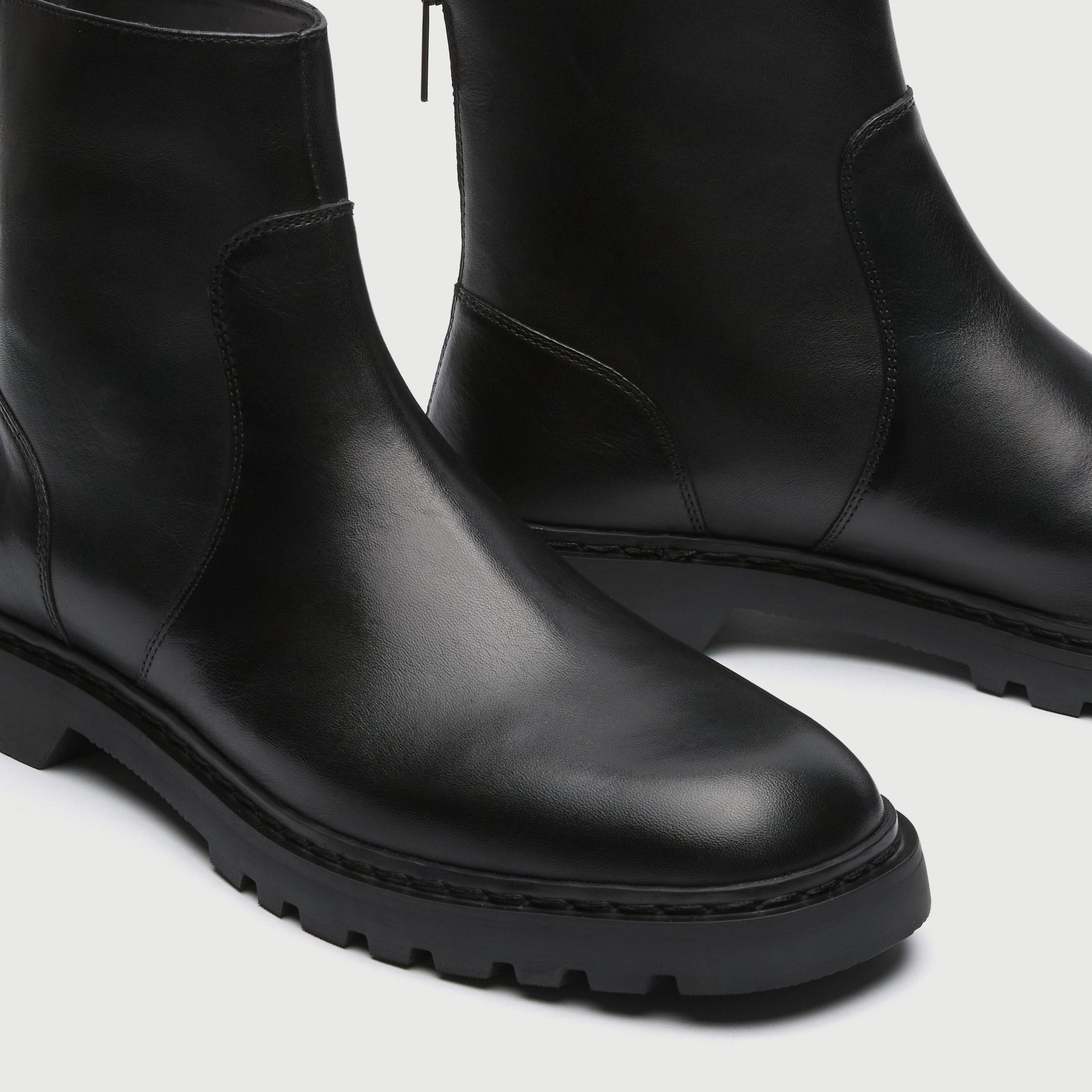 WALK London Men's Ziggy Back Zip Boot in Black Leather
