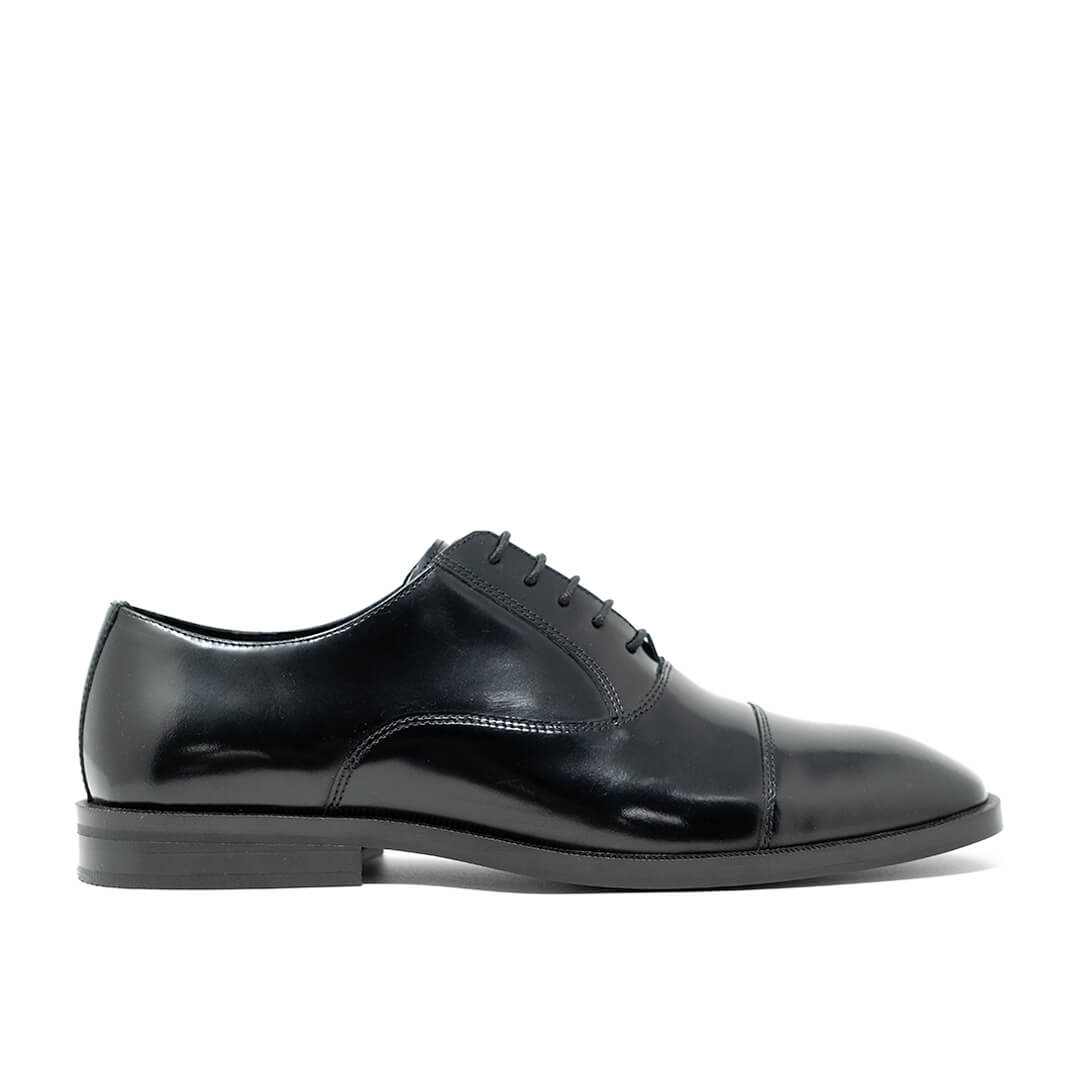 WALK London Alex Oxford Toe Cap Black Smooth