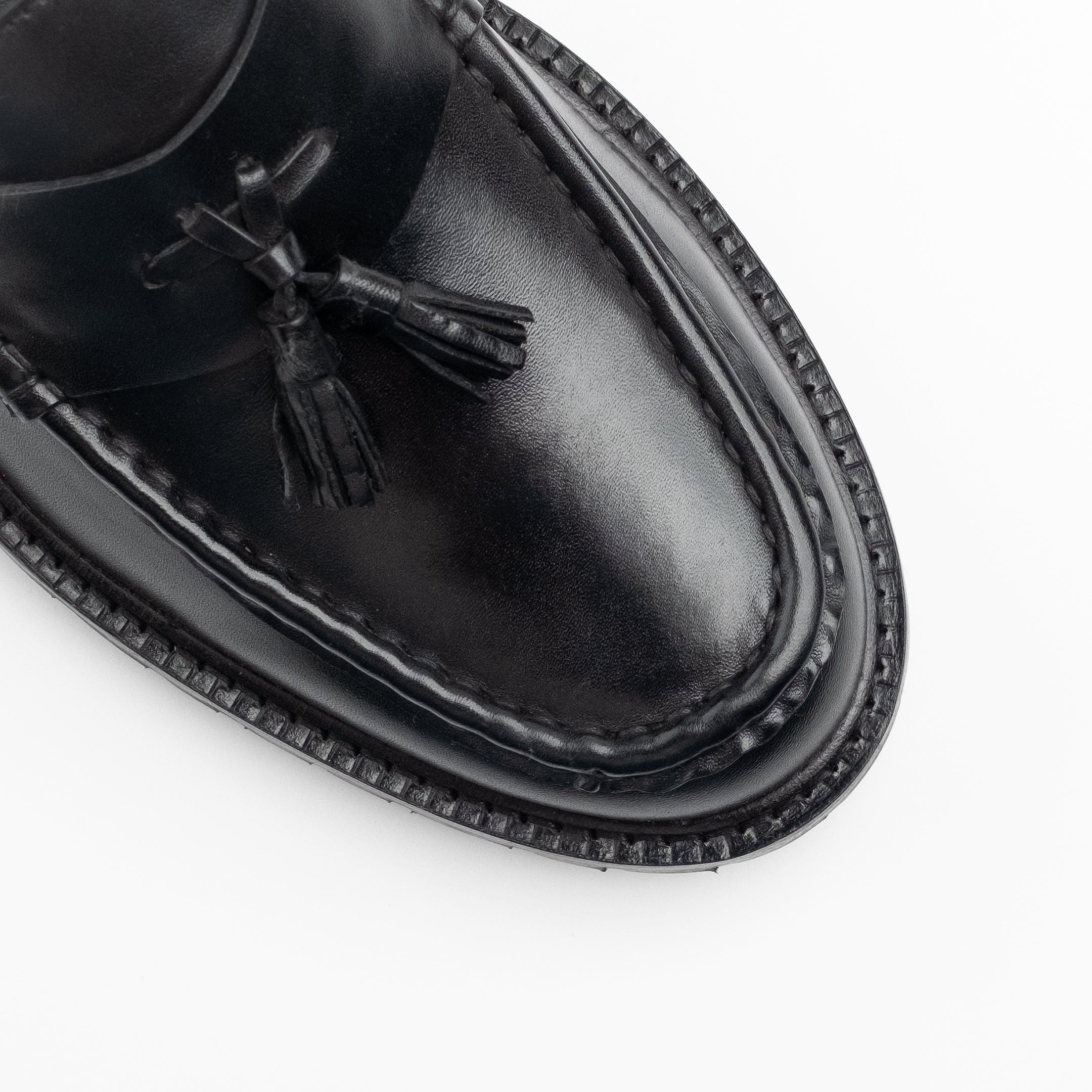 Walk London Mens Campus Tassel Loafer in Black Leather