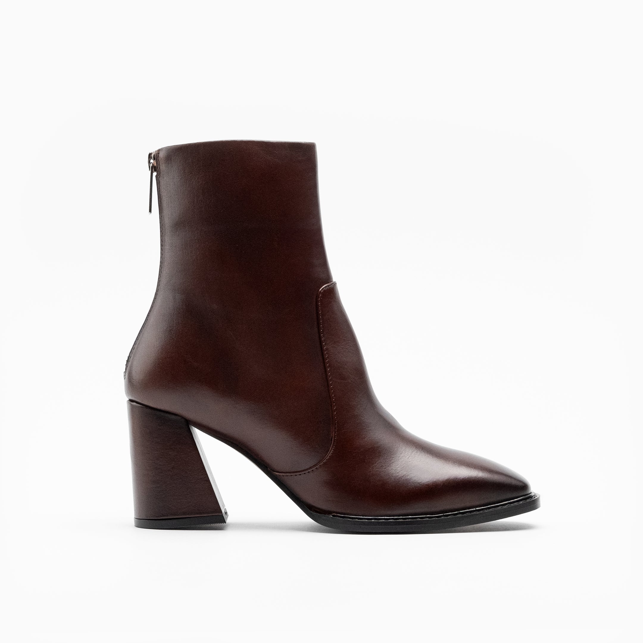 Walk Londons Womens Frankie Back Zip Boot in Brown Leather