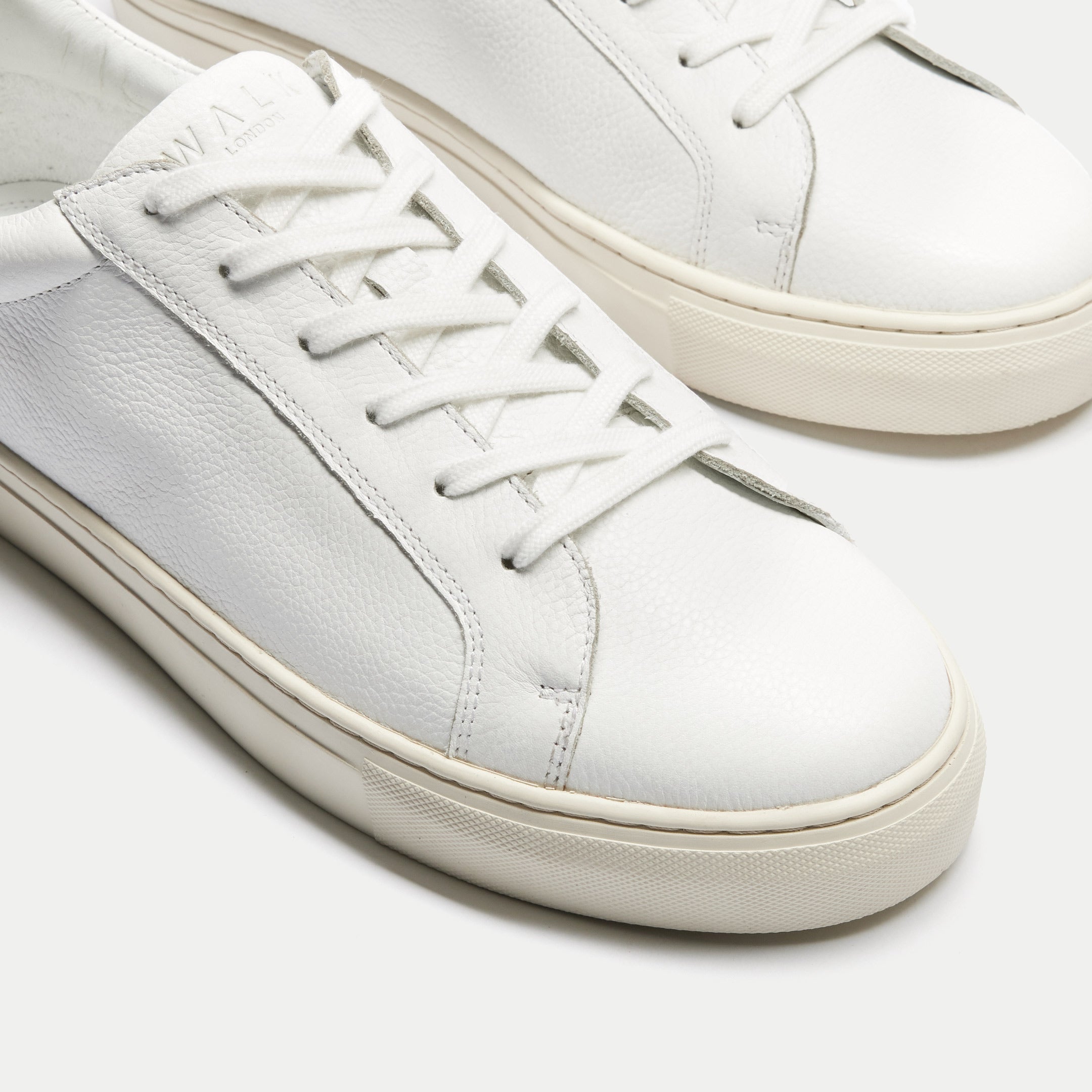 Walk London Mens Harrison Sneaker in White Leather